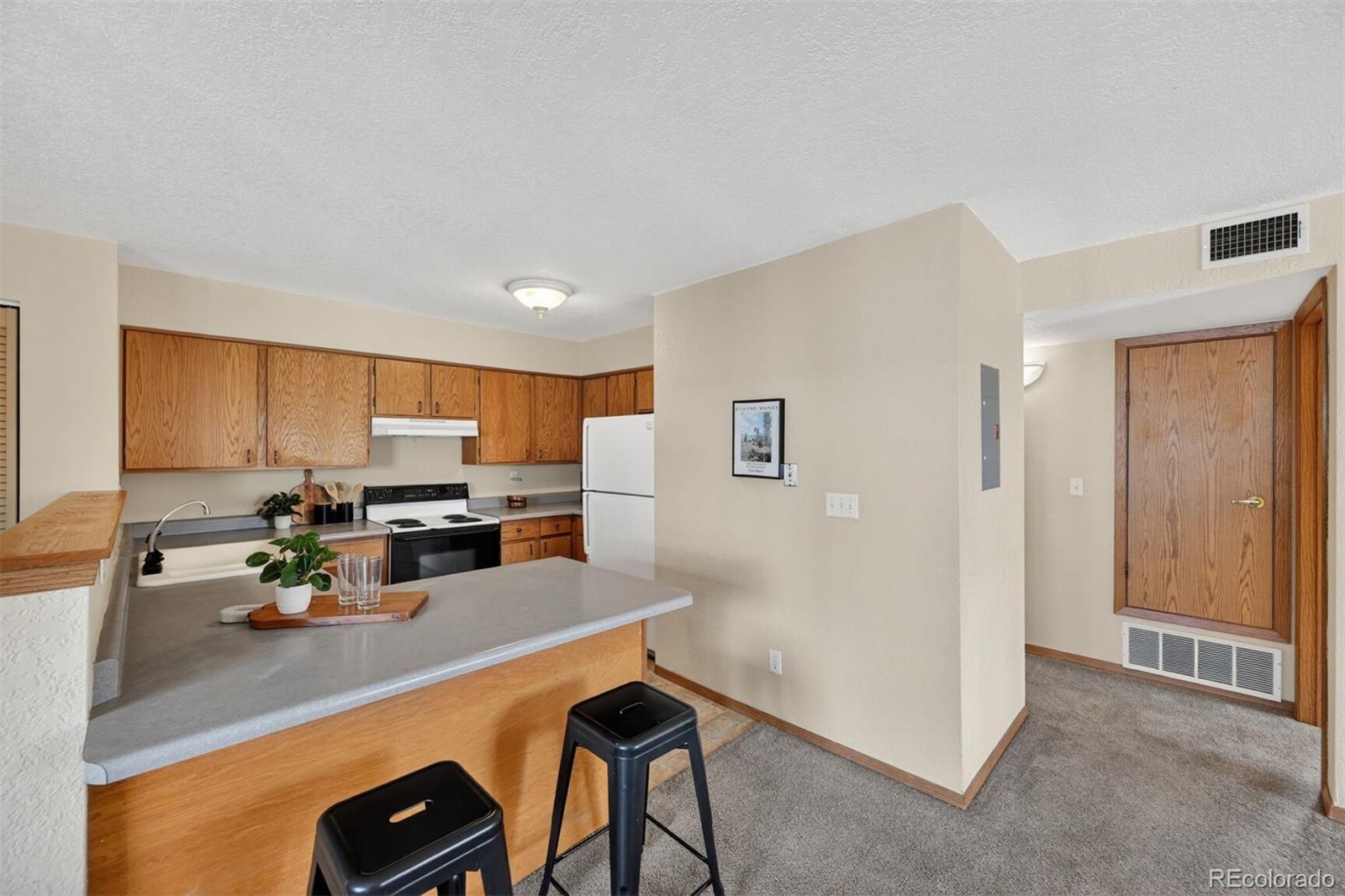 MLS Image #3 for 281 s zinnia way,lakewood, Colorado
