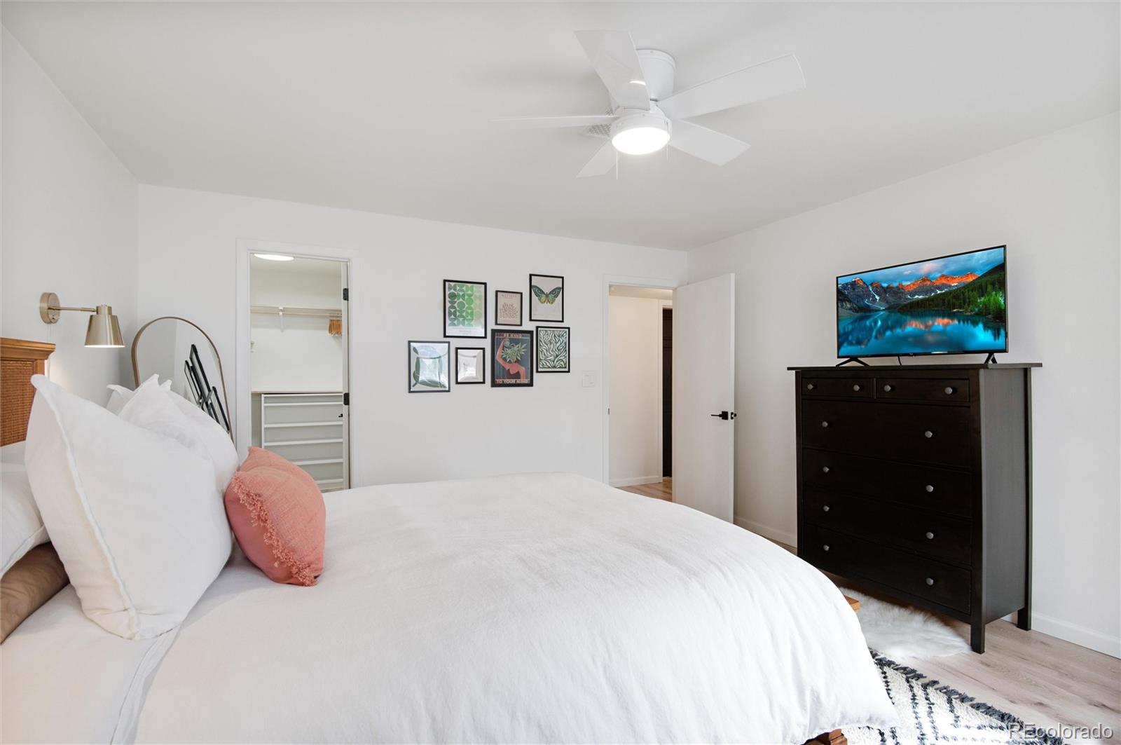MLS Image #17 for 17642 e loyola drive,aurora, Colorado