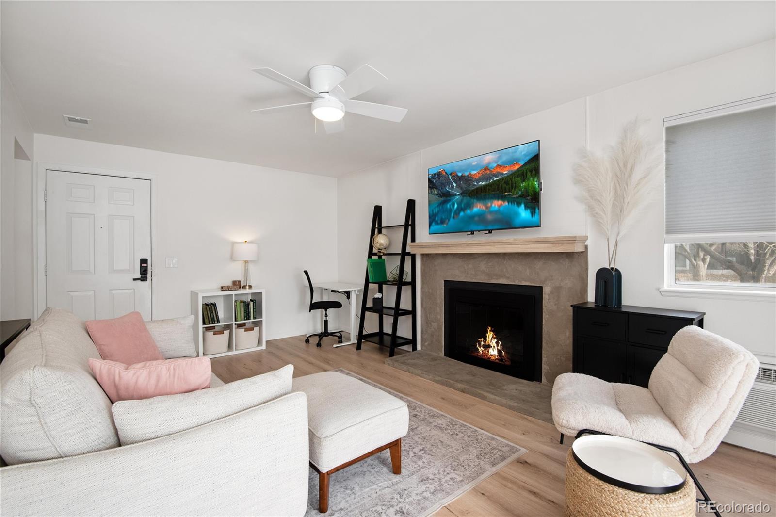 MLS Image #2 for 17642 e loyola drive,aurora, Colorado