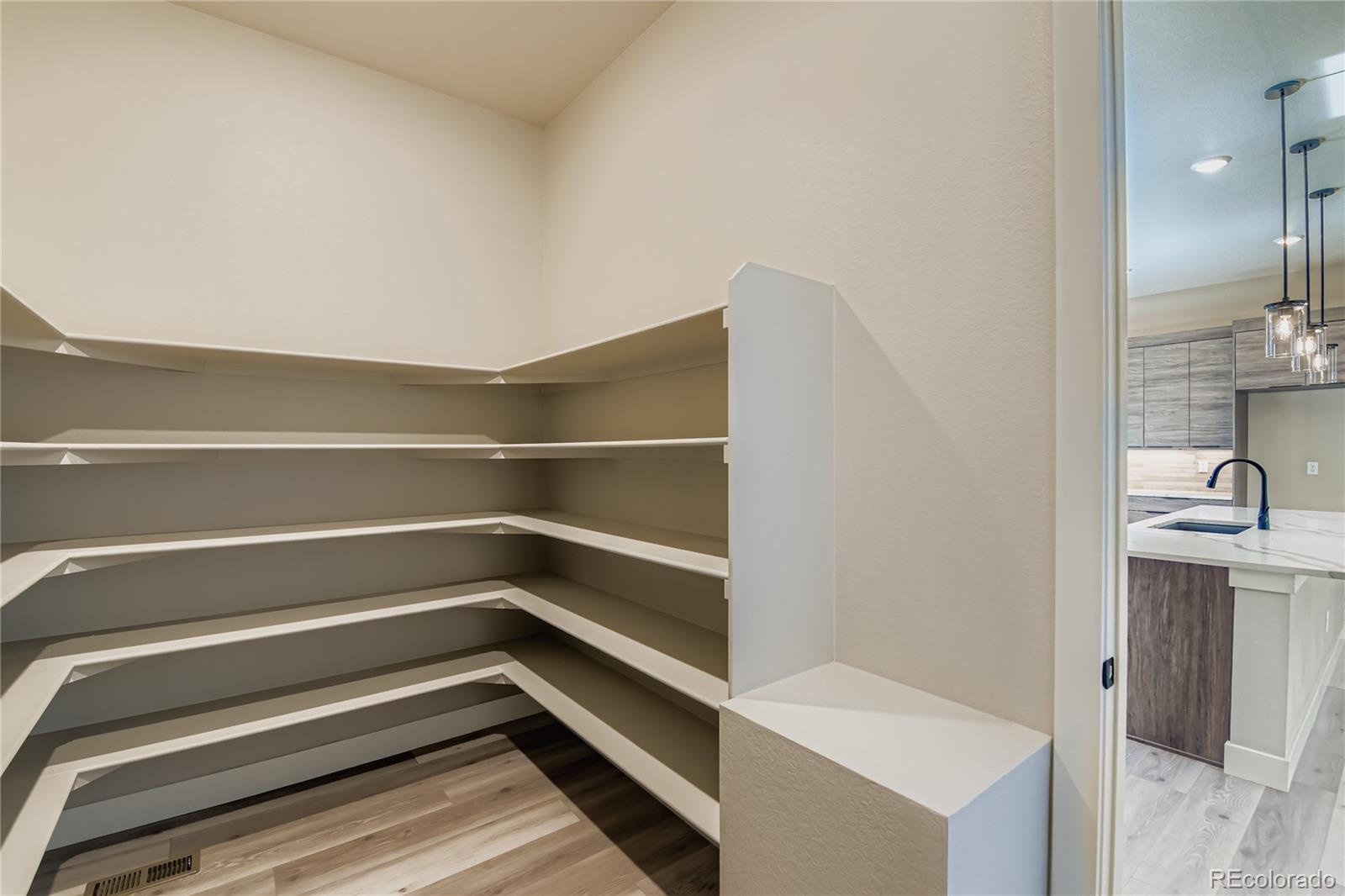 MLS Image #19 for 16595  peak way,broomfield, Colorado
