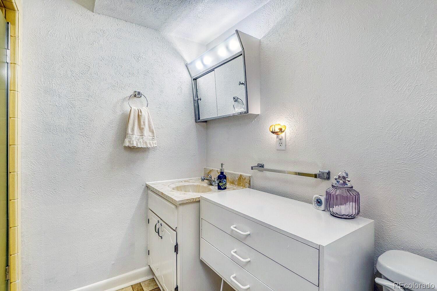 MLS Image #19 for 7453 w cedar circle,lakewood, Colorado