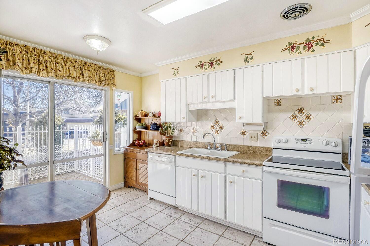 MLS Image #7 for 7453 w cedar circle,lakewood, Colorado