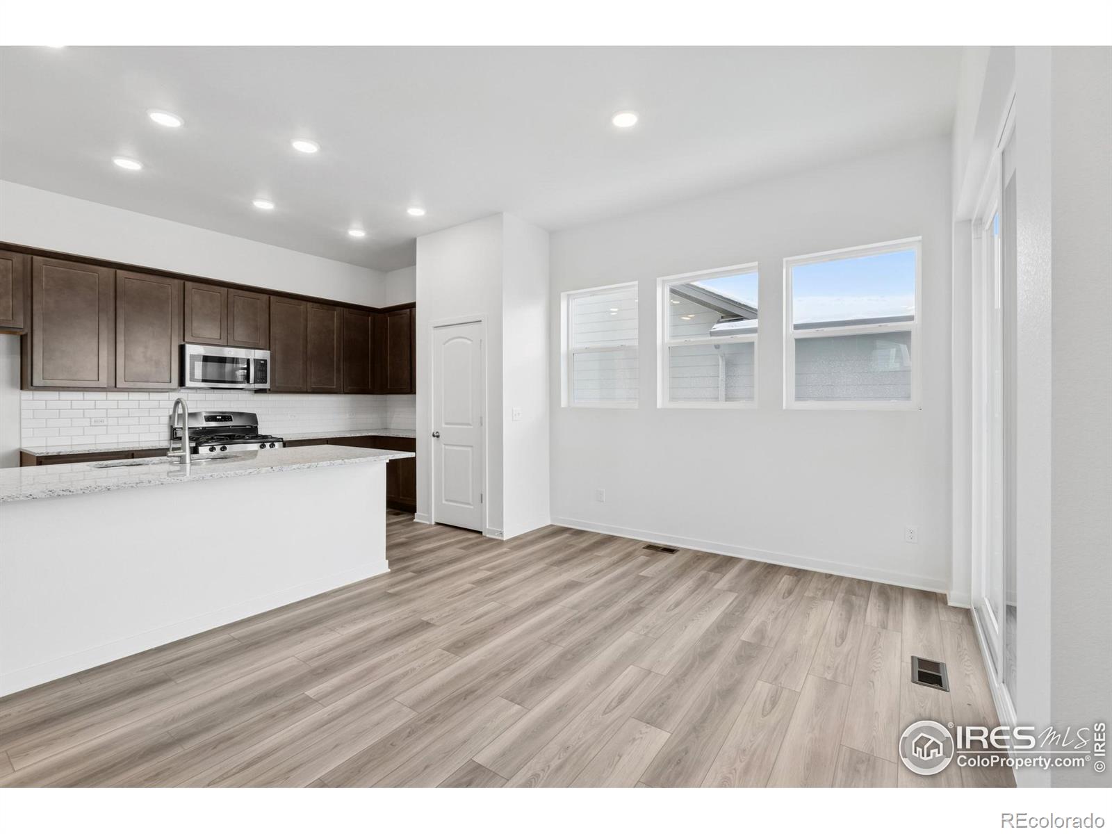 MLS Image #16 for 6390  elk pass lane,loveland, Colorado