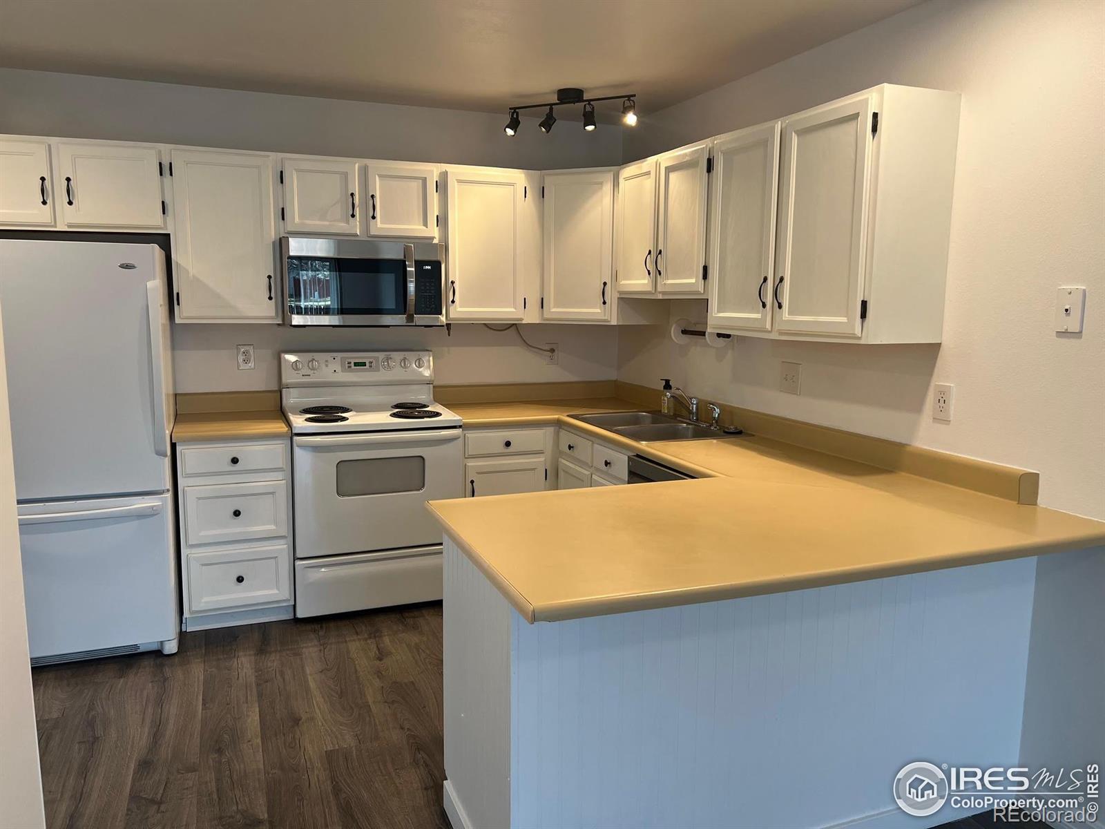 MLS Image #12 for 3440  windmill drive,fort collins, Colorado