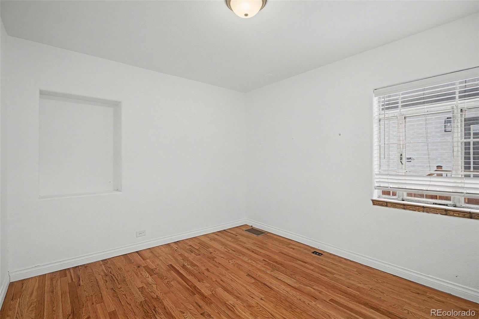 MLS Image #13 for 1535 s university boulevard,denver, Colorado