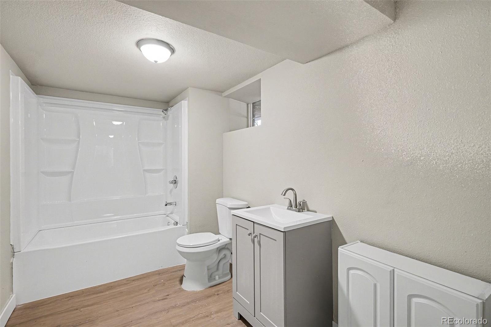 MLS Image #19 for 1535 s university boulevard,denver, Colorado