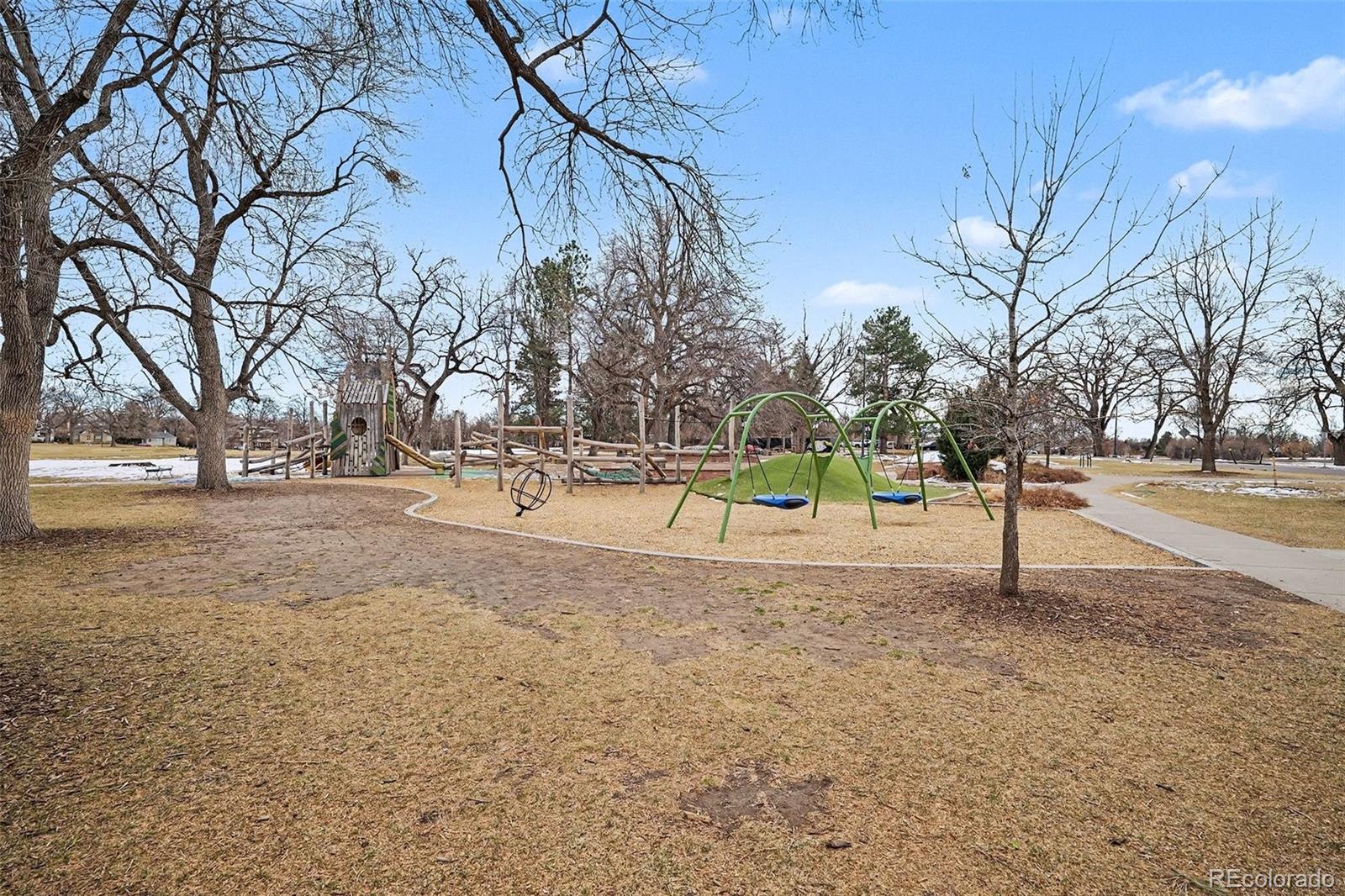 MLS Image #26 for 1535 s university boulevard,denver, Colorado