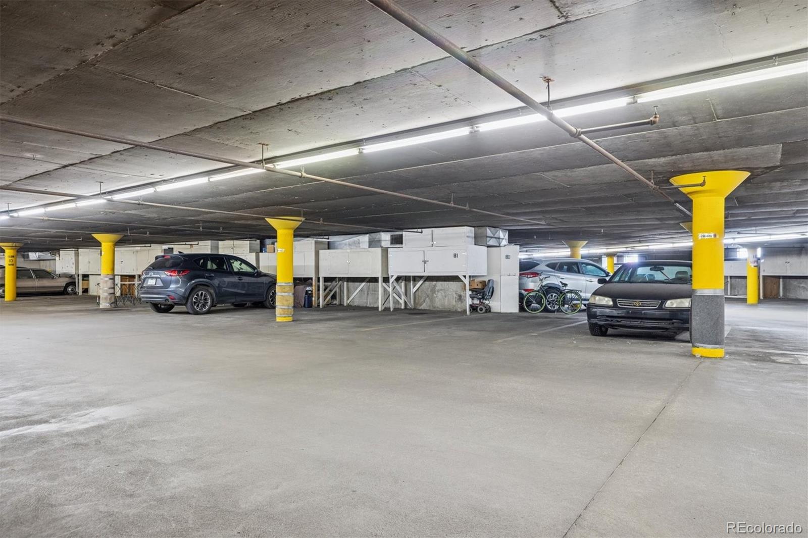 MLS Image #17 for 350 s clinton street,denver, Colorado