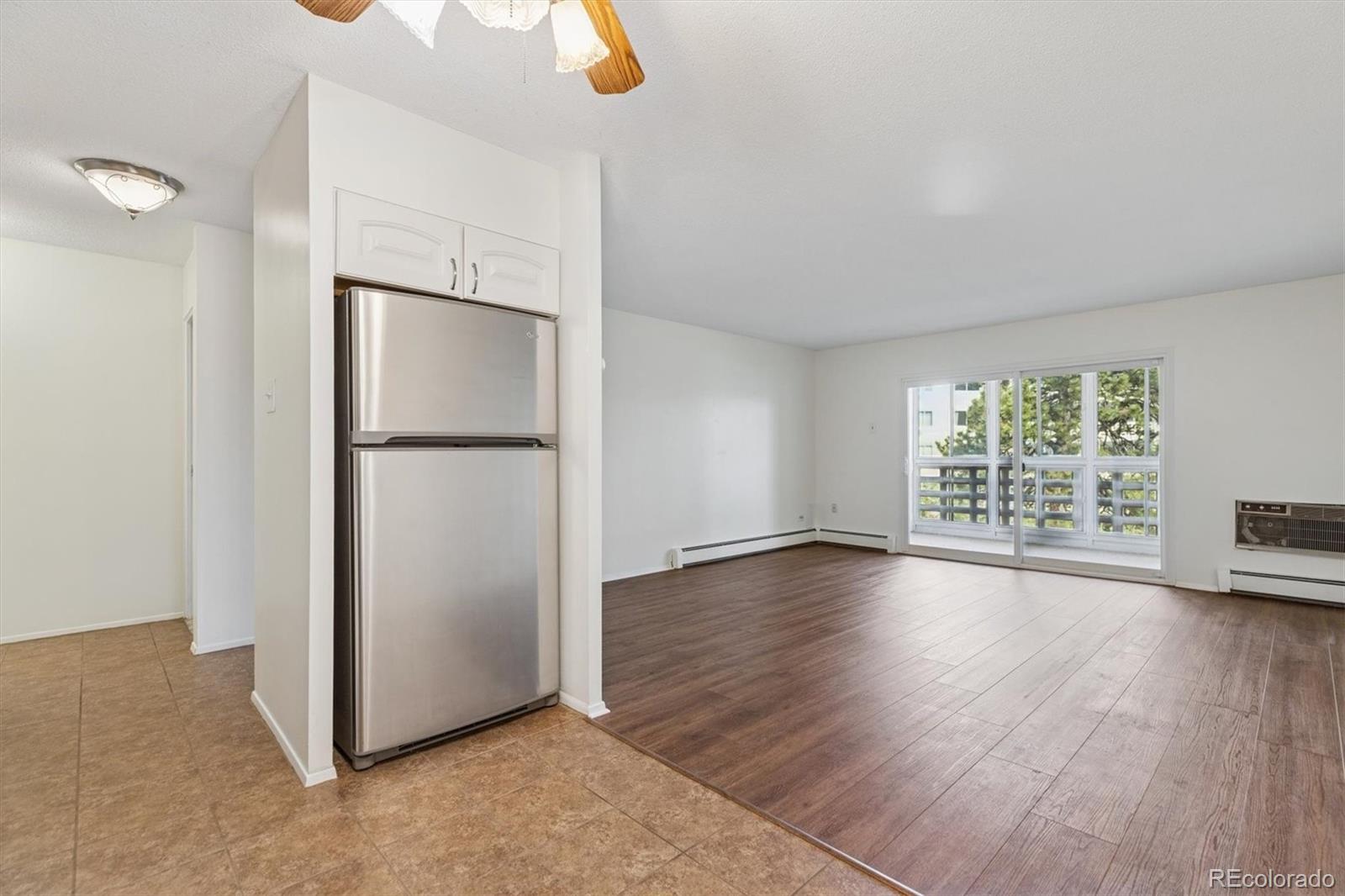 MLS Image #8 for 350 s clinton street,denver, Colorado