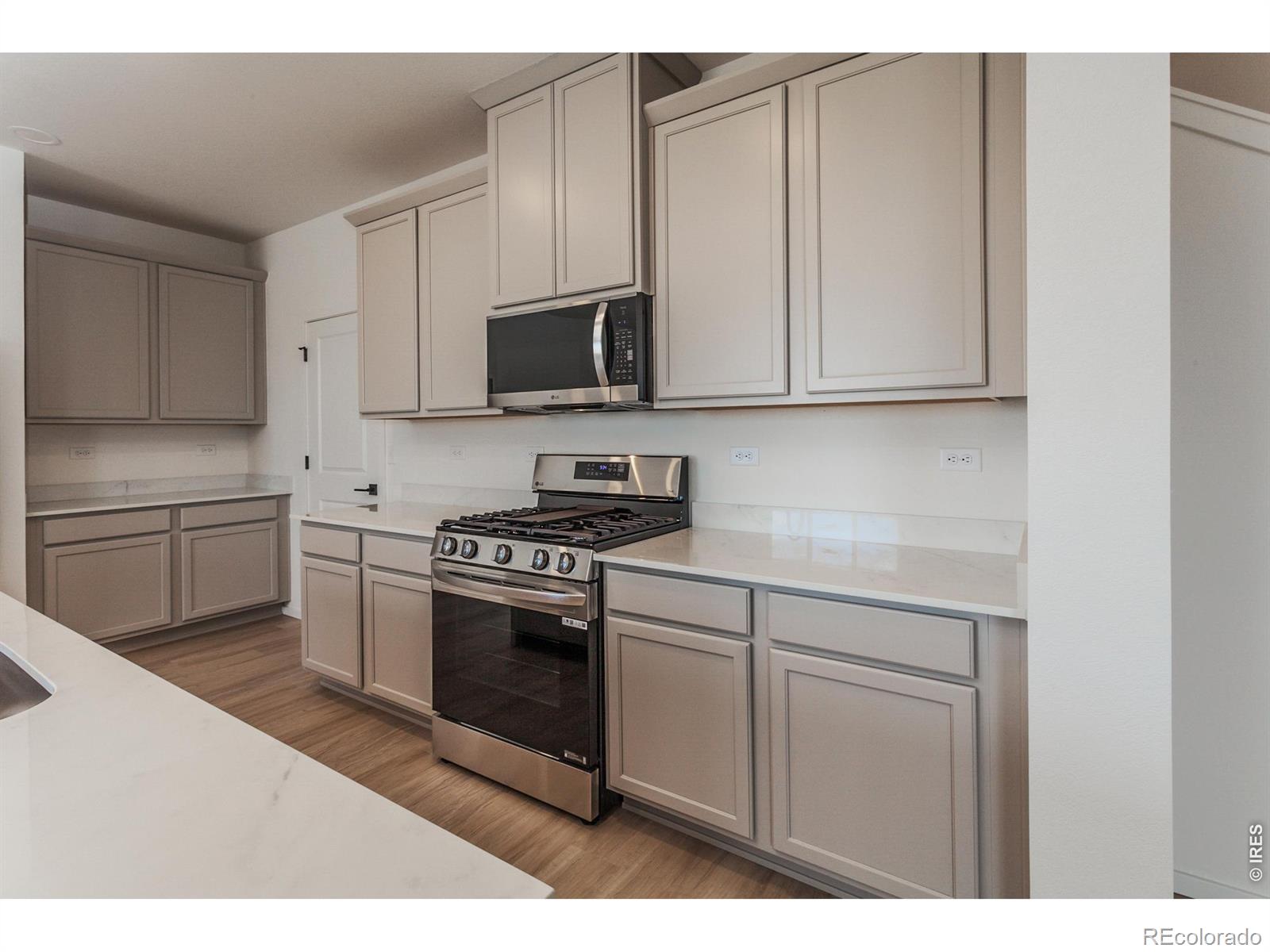 MLS Image #10 for 788  galloway drive,johnstown, Colorado