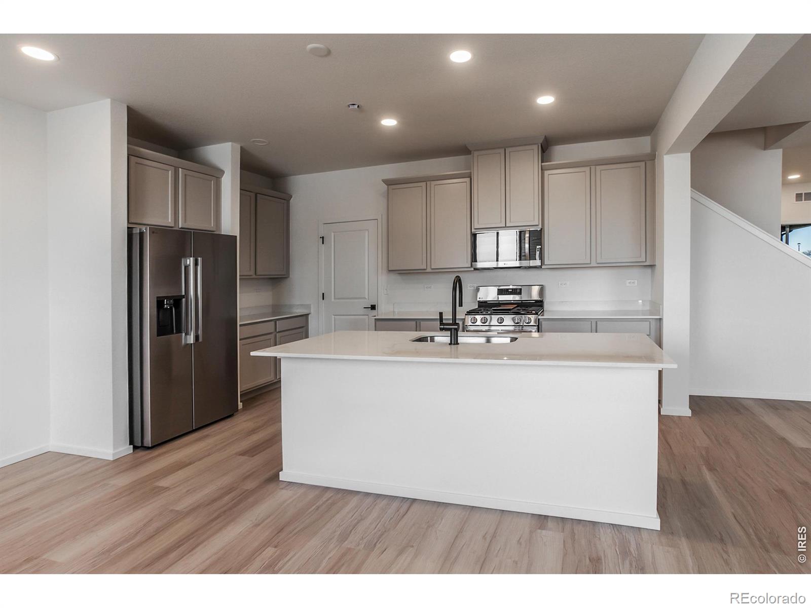 MLS Image #8 for 788  galloway drive,johnstown, Colorado