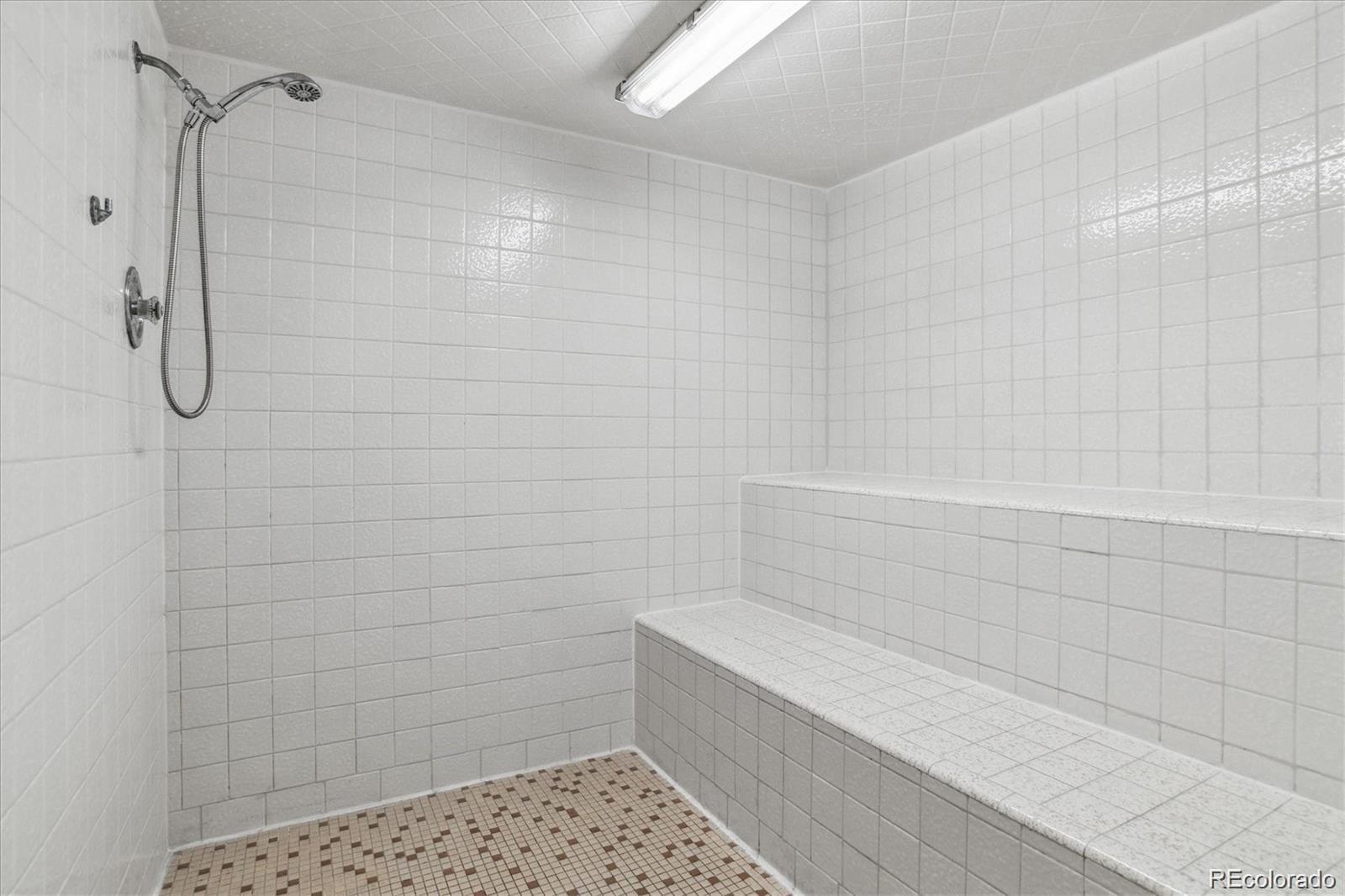 MLS Image #29 for 7877 e mississippi avenue 602,denver, Colorado