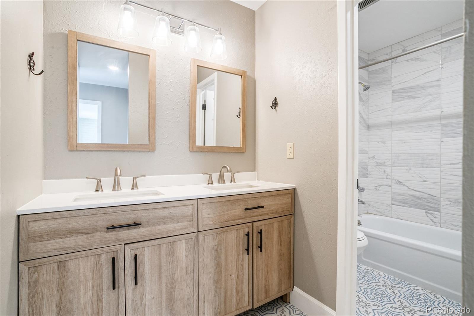 MLS Image #23 for 9605 e kansas circle 55,denver, Colorado