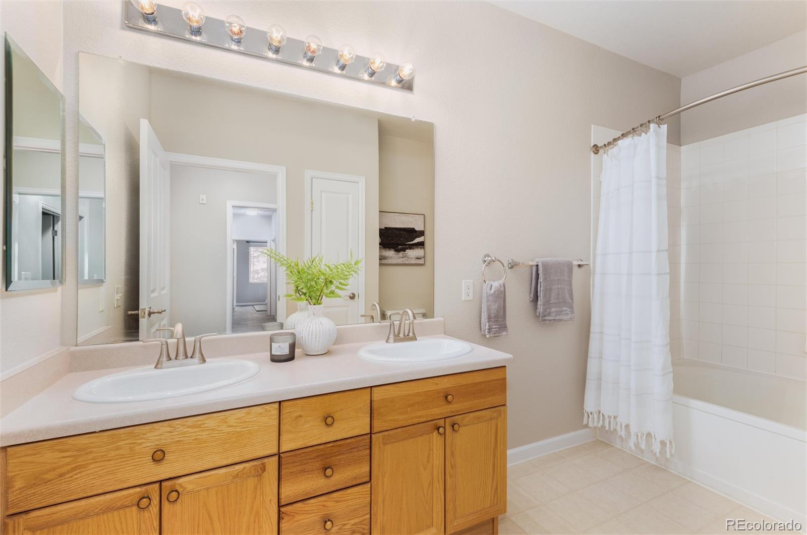 MLS Image #17 for 8465 s holland way 202,littleton, Colorado