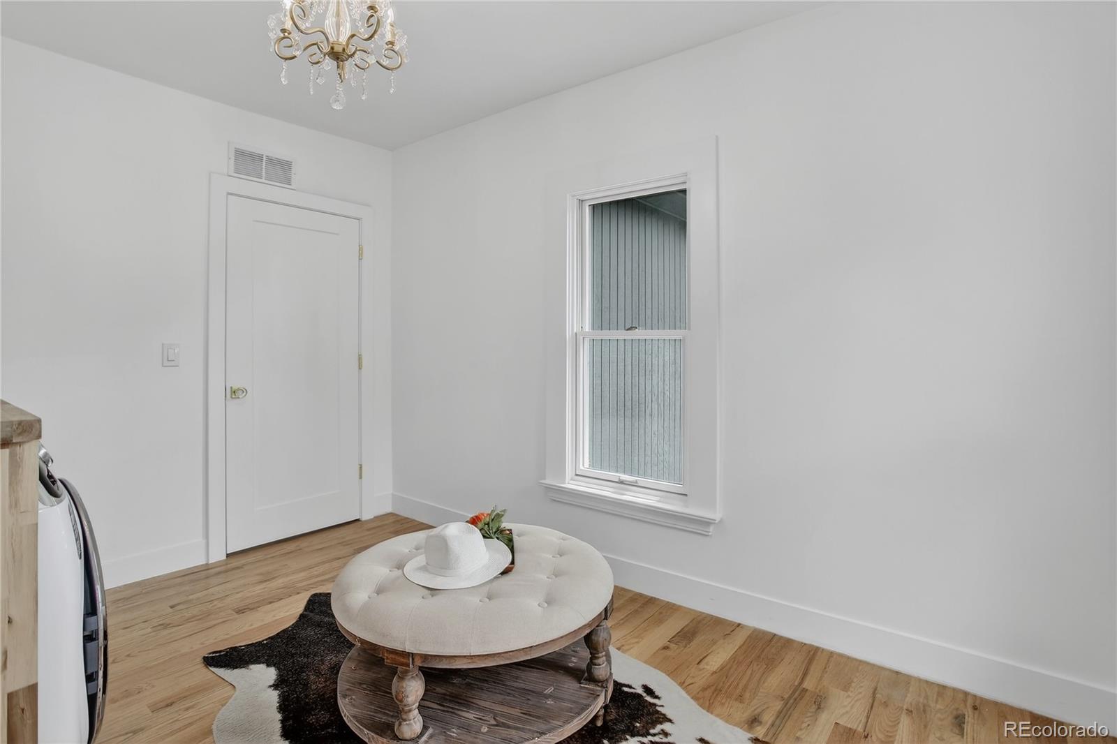 MLS Image #18 for 734 n downing street,denver, Colorado