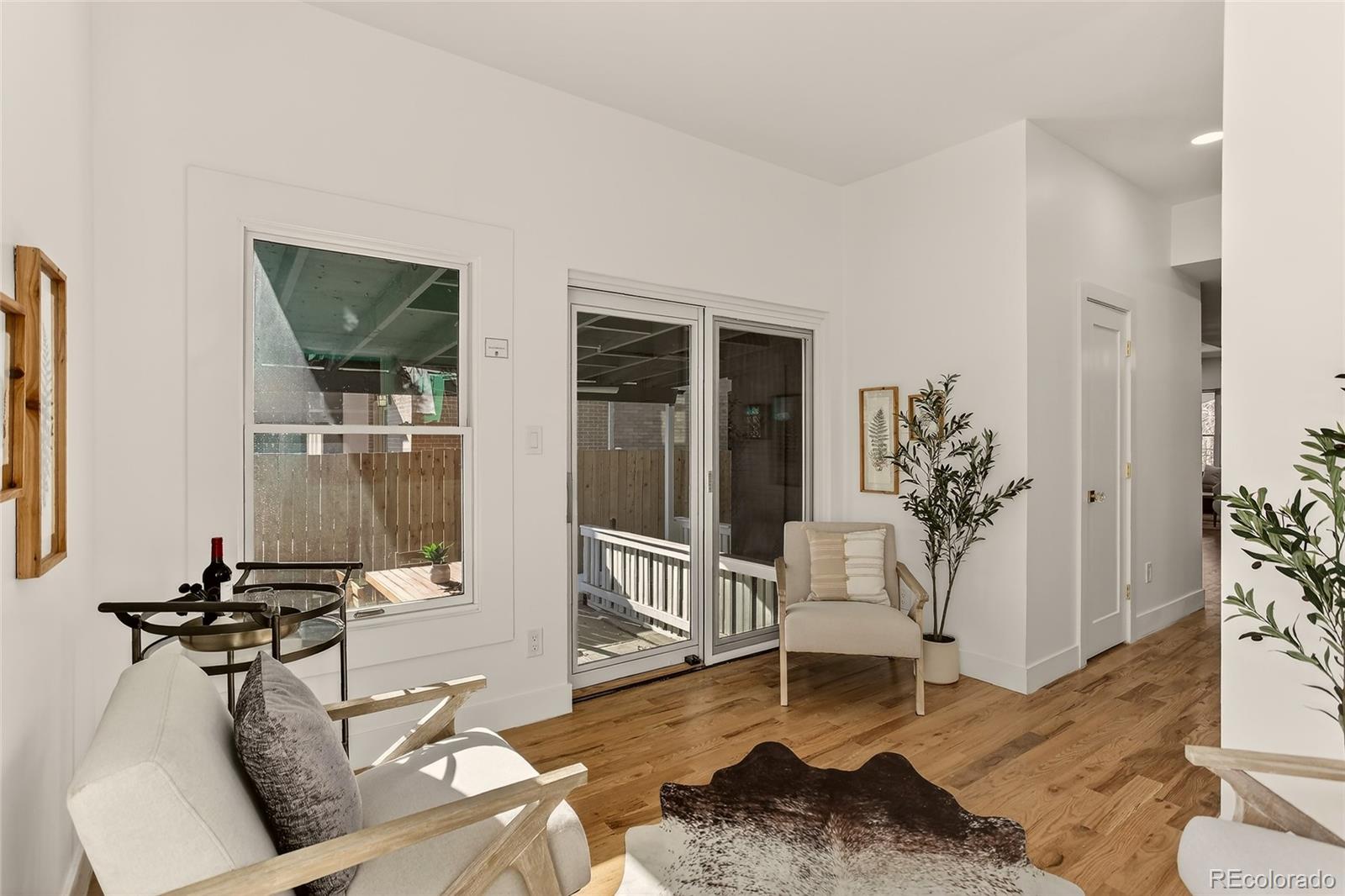 MLS Image #26 for 734 n downing street,denver, Colorado