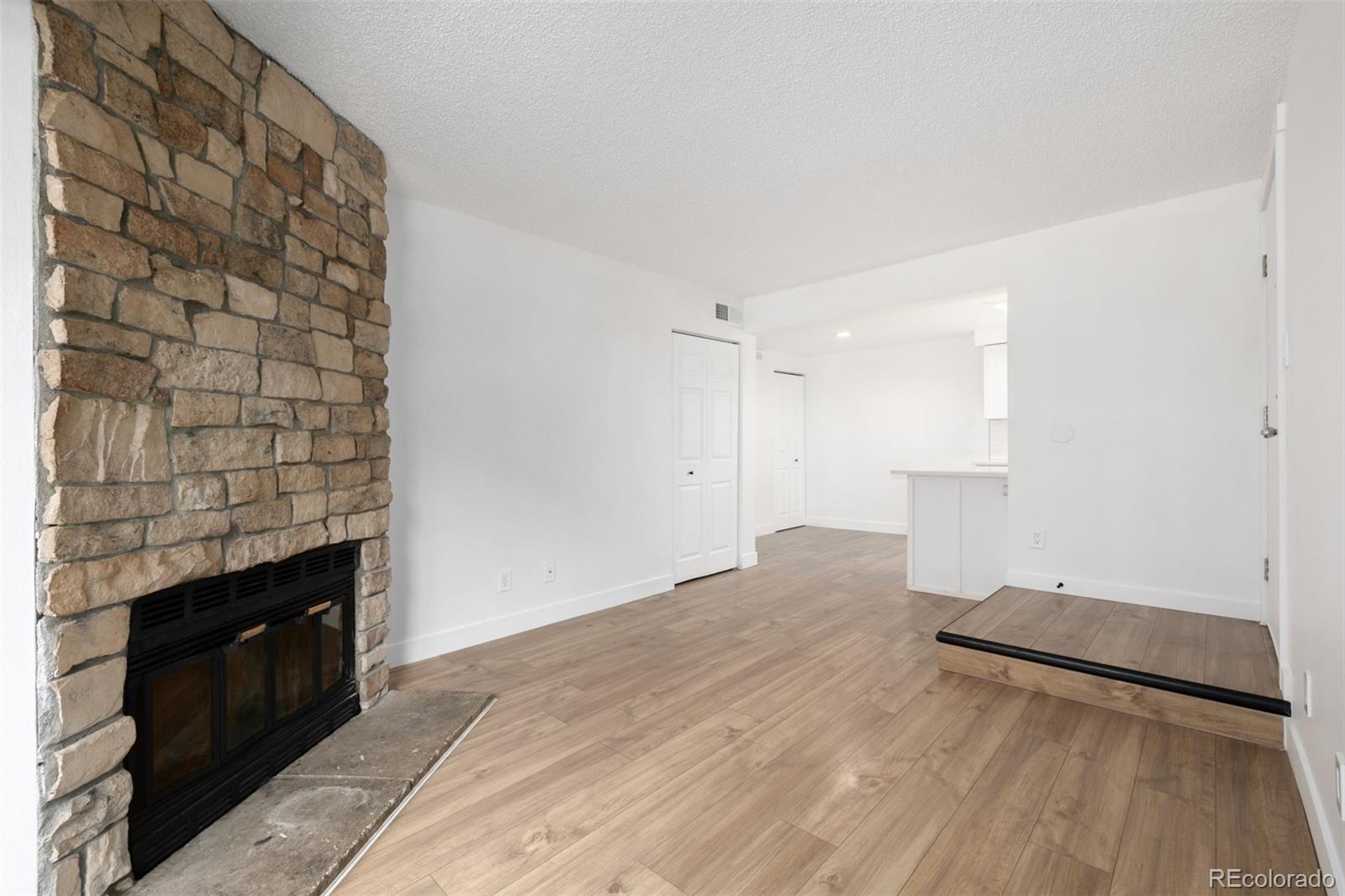 MLS Image #4 for 2929 w floyd avenue,denver, Colorado