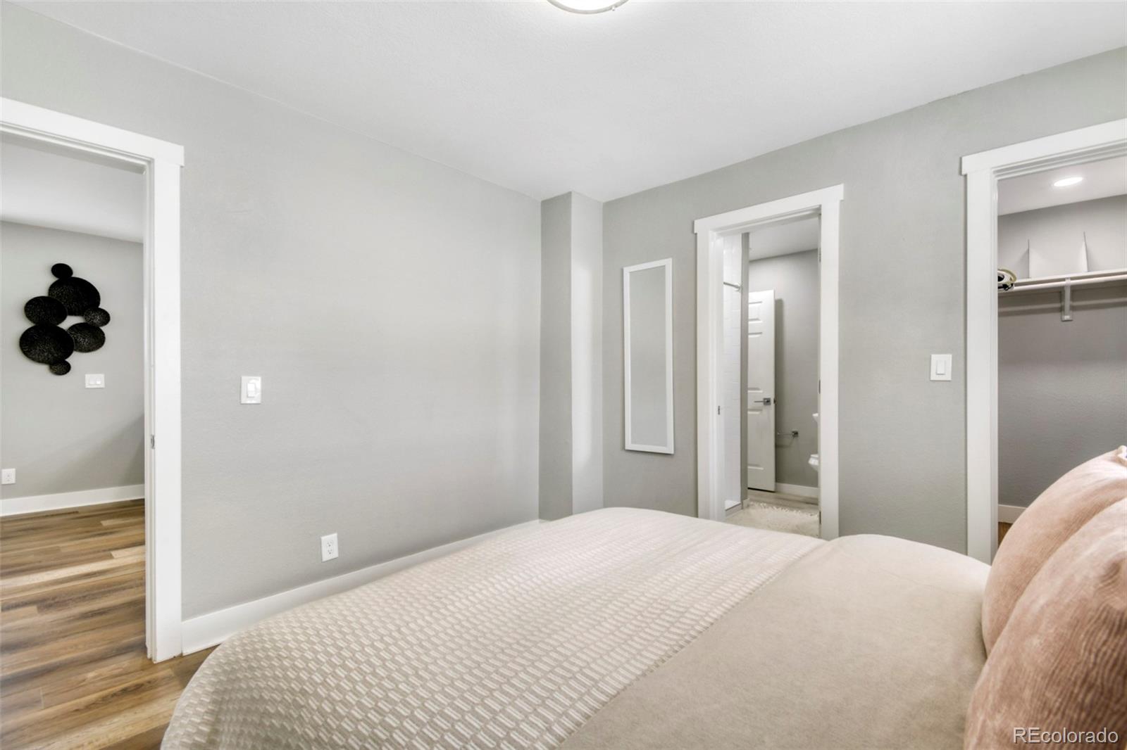 MLS Image #12 for 842  grove street,denver, Colorado