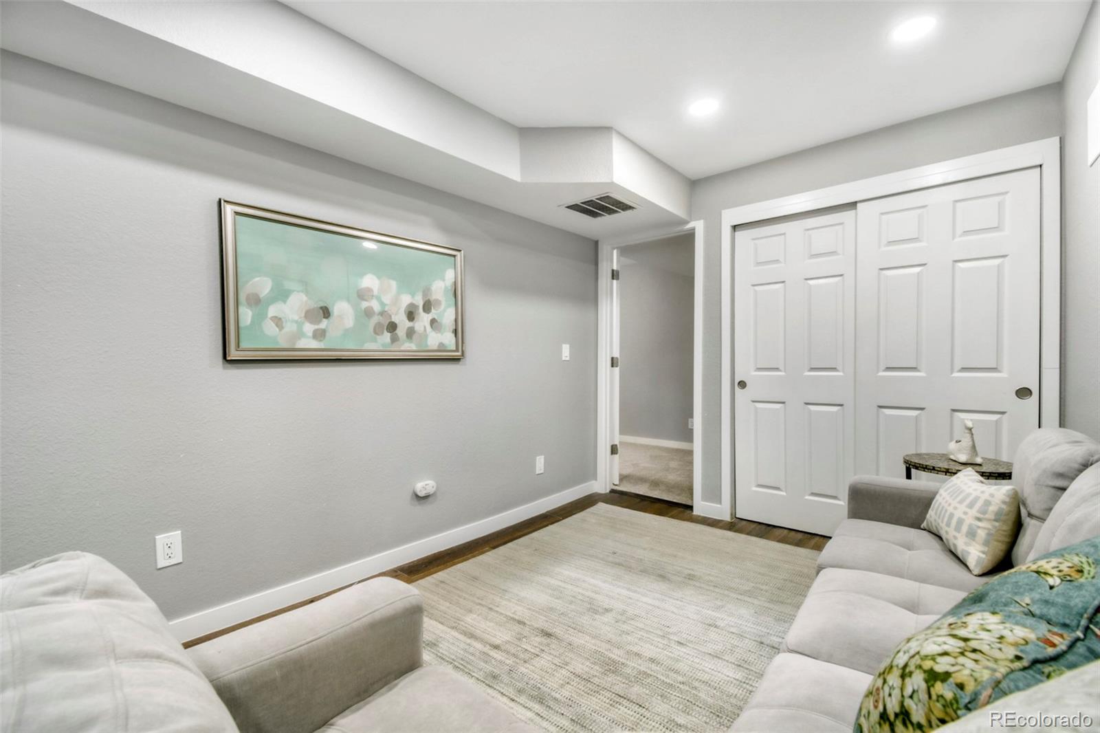 MLS Image #20 for 842  grove street,denver, Colorado