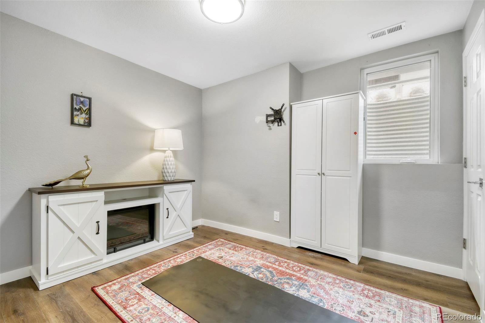 MLS Image #21 for 842  grove street,denver, Colorado