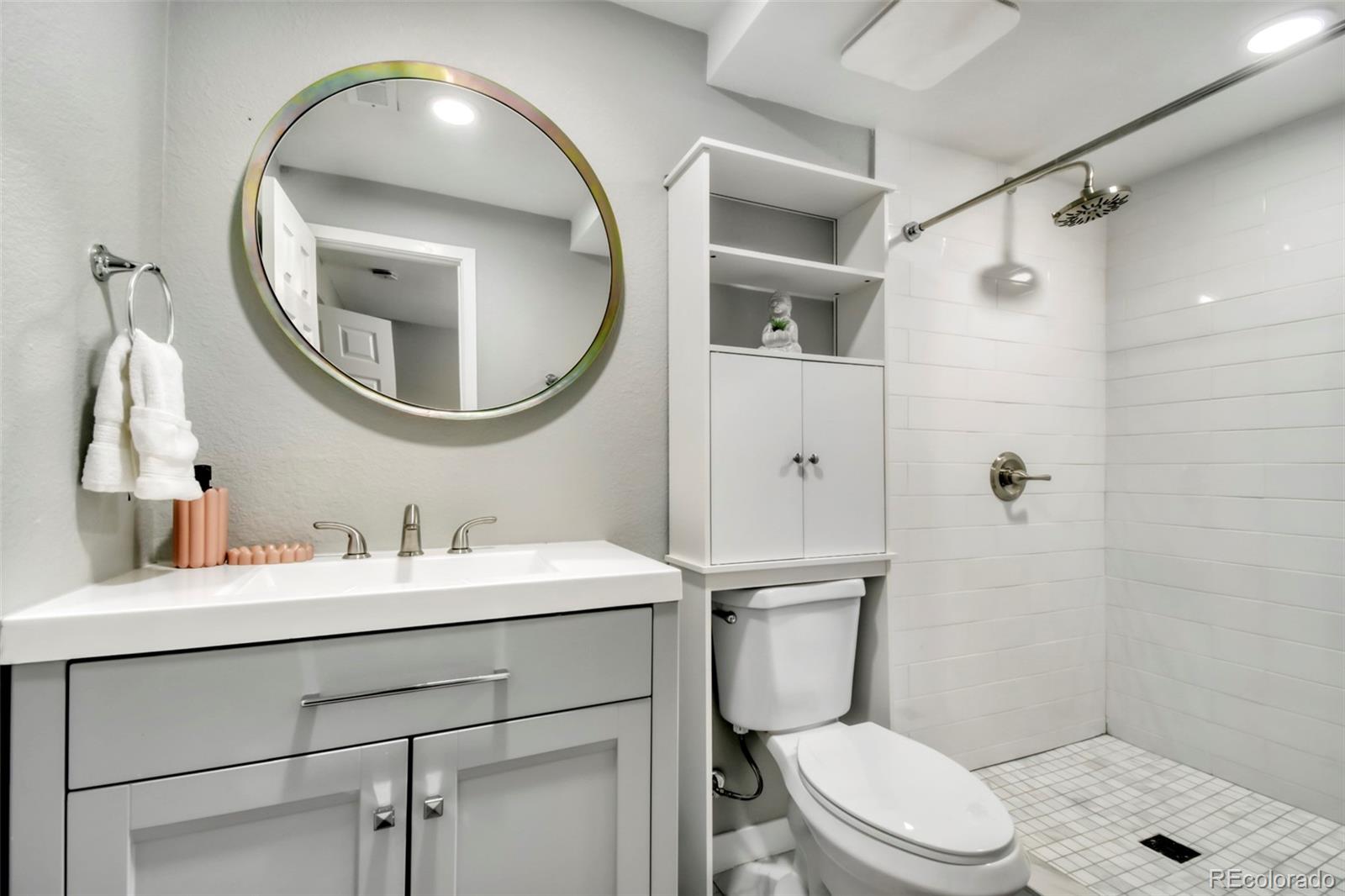 MLS Image #24 for 842  grove street,denver, Colorado