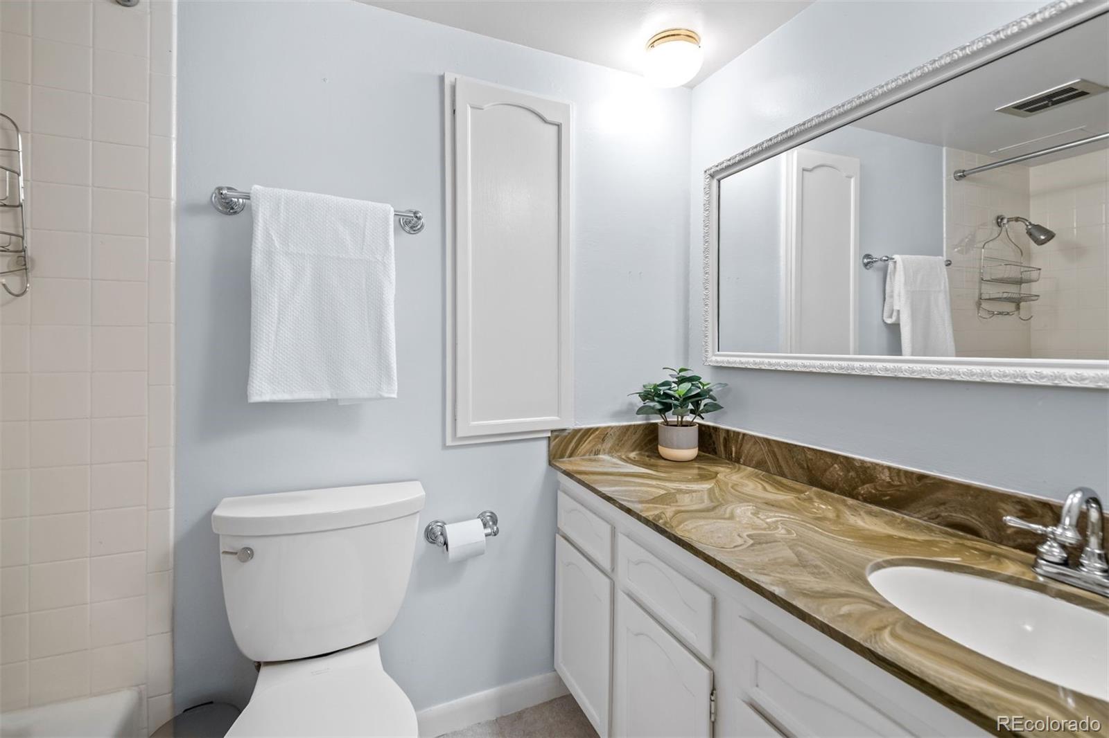 MLS Image #17 for 1200 n humboldt street 303,denver, Colorado