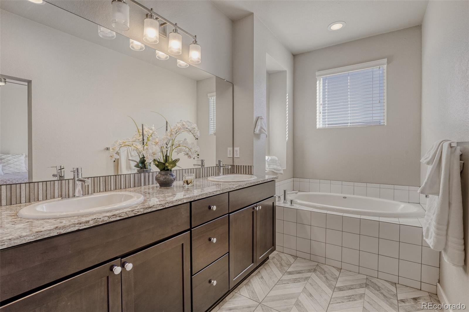MLS Image #23 for 6639  raritan drive,denver, Colorado