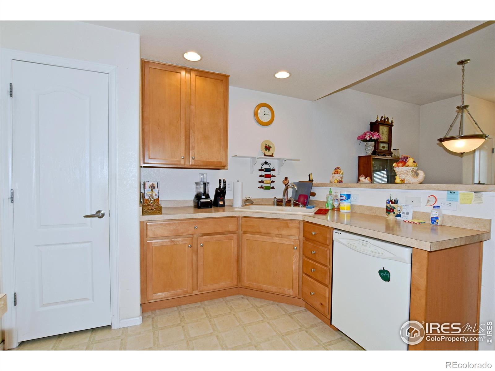 MLS Image #14 for 5014  northern lights drive,fort collins, Colorado