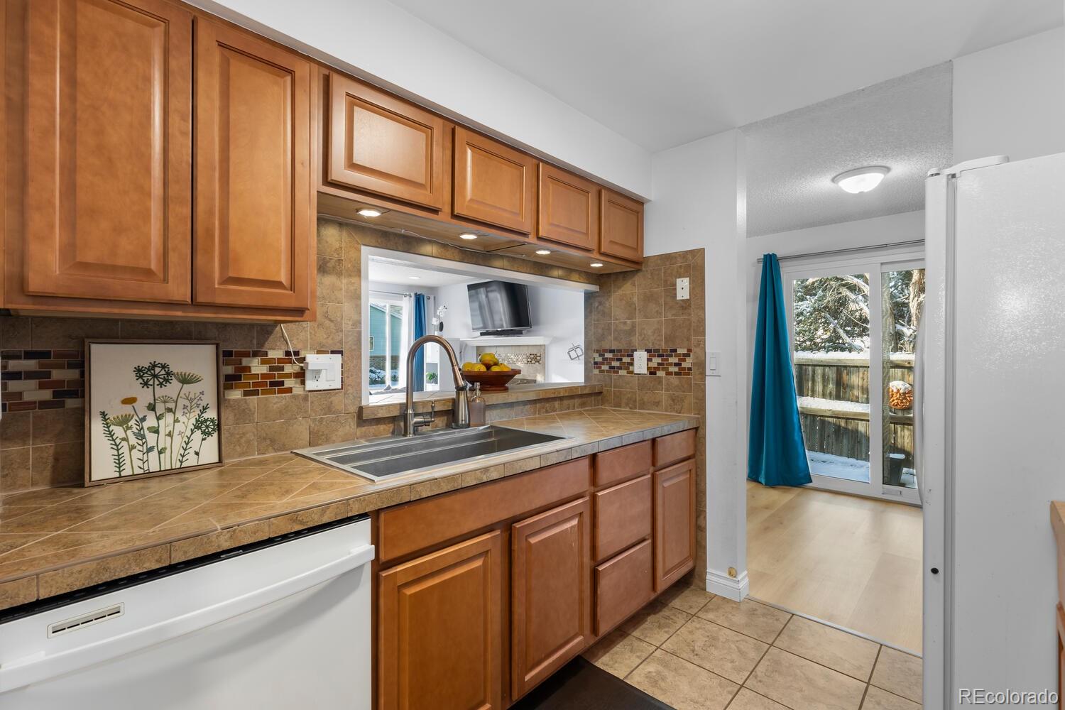 MLS Image #10 for 13  nome way a,aurora, Colorado