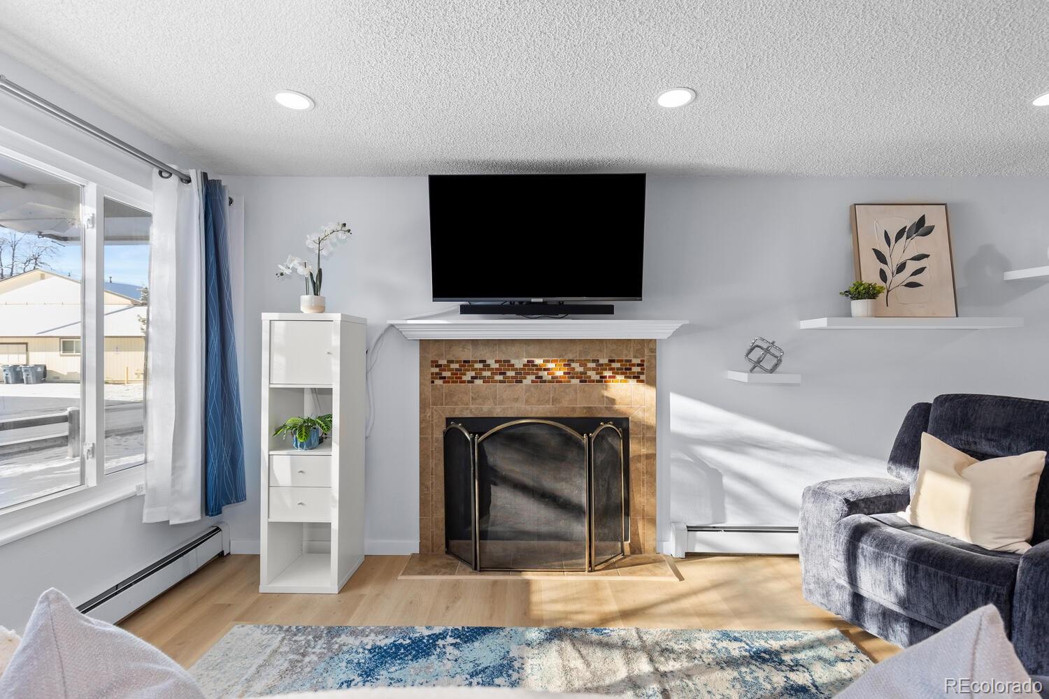 MLS Image #2 for 13  nome way a,aurora, Colorado