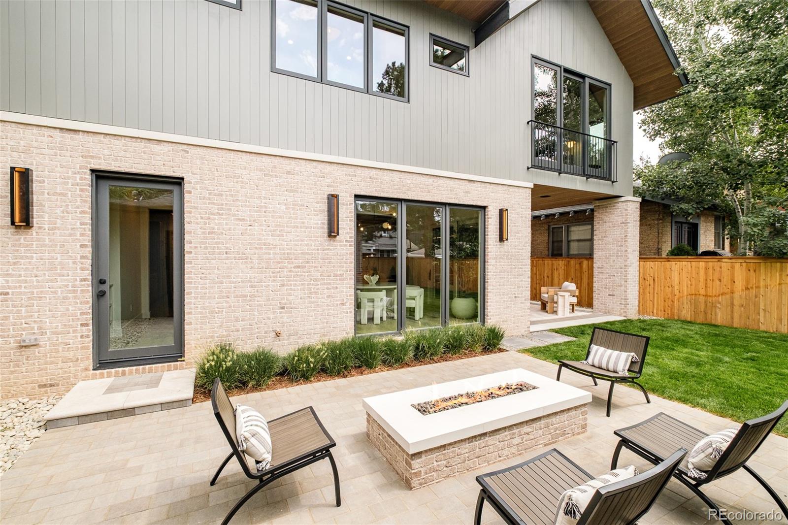 MLS Image #36 for 1253 s high street,denver, Colorado