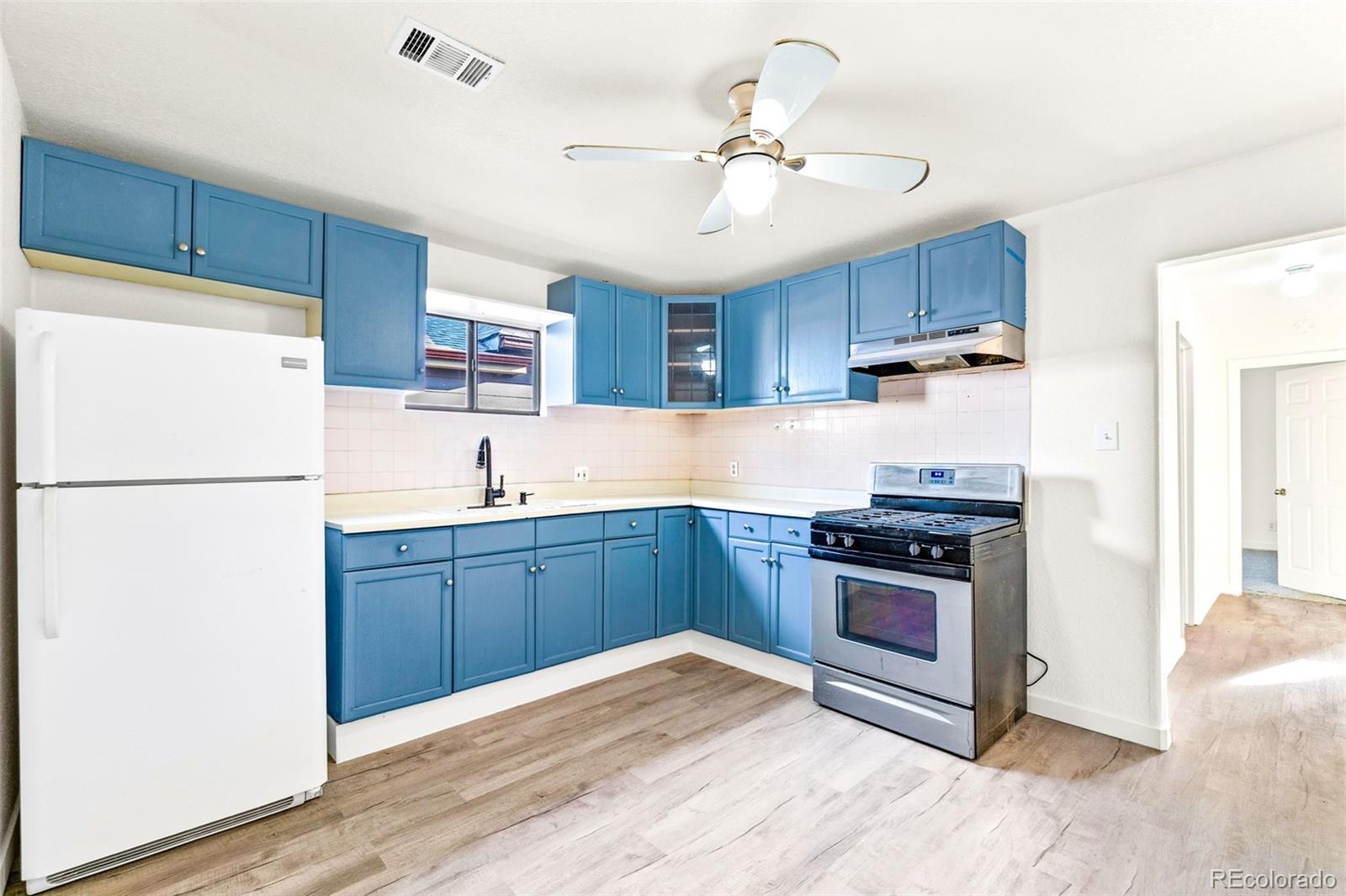 MLS Image #10 for 6743  king street,denver, Colorado