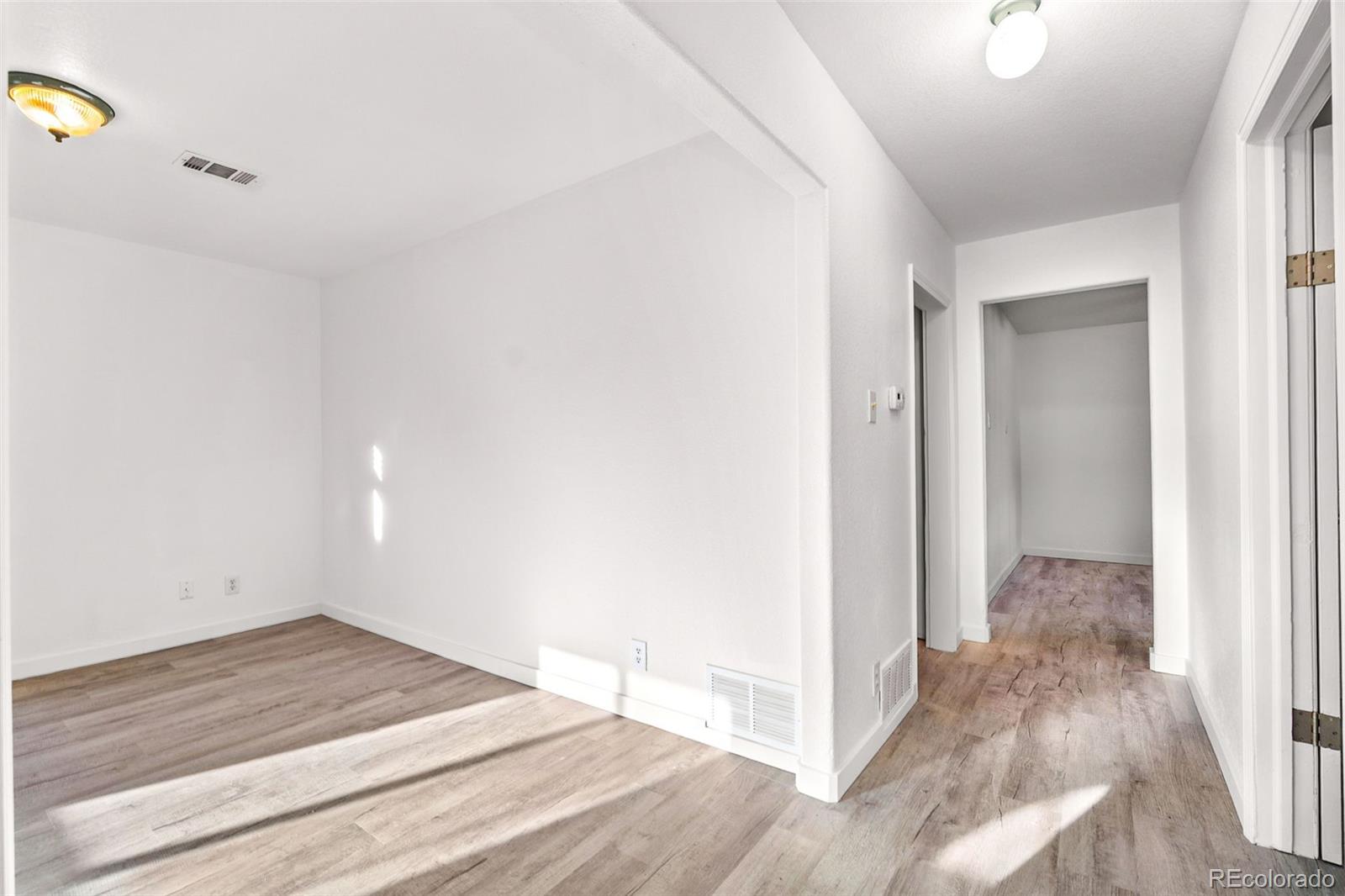 MLS Image #13 for 6743  king street,denver, Colorado
