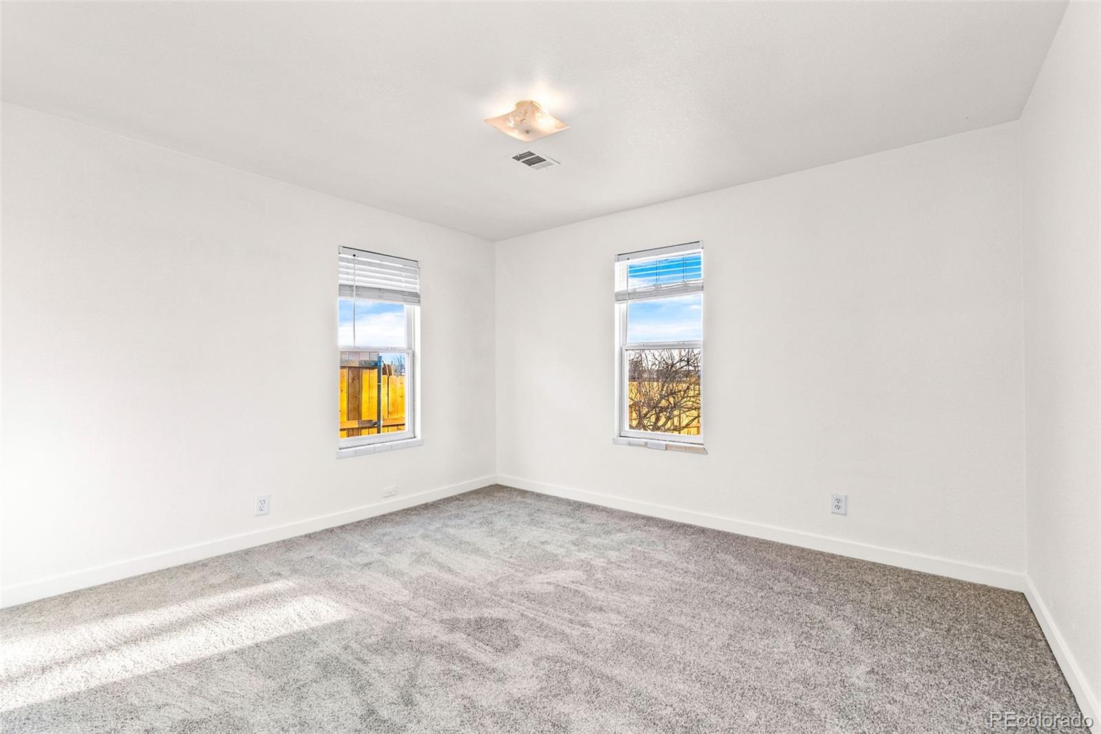 MLS Image #4 for 6743  king street,denver, Colorado