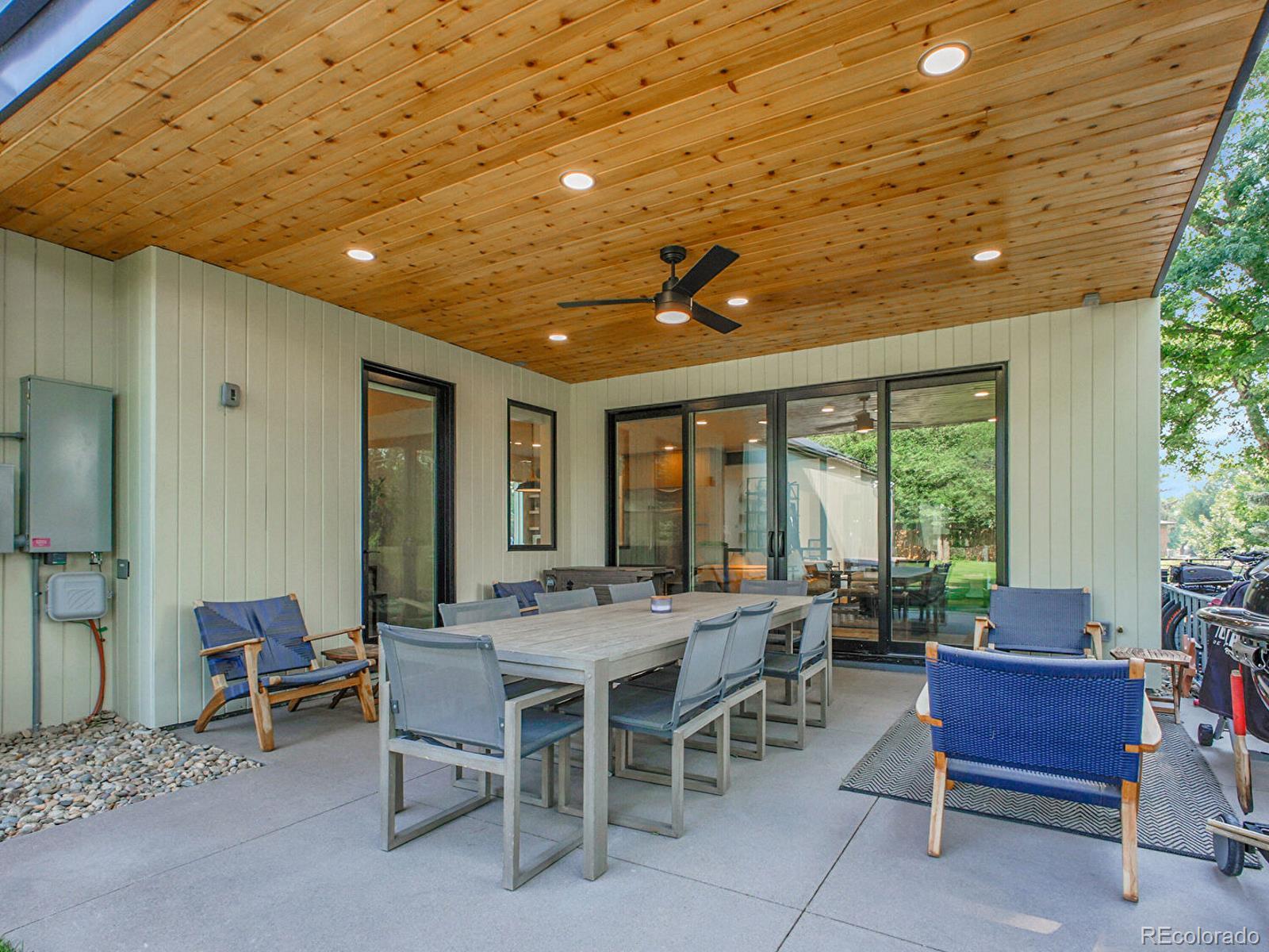 MLS Image #35 for 300  oneida street,denver, Colorado