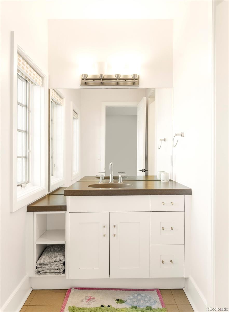 MLS Image #28 for 35 s bellaire street,denver, Colorado