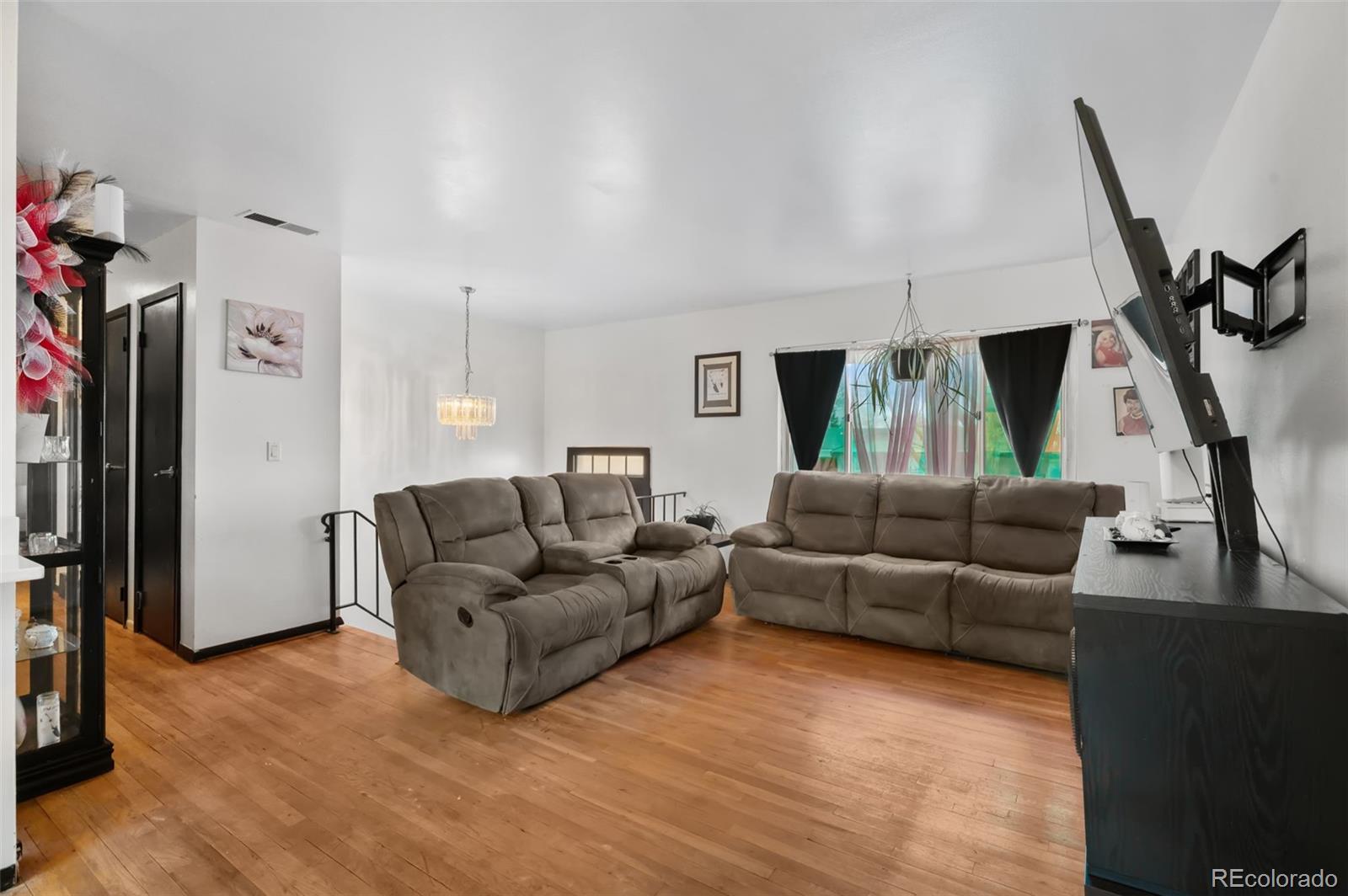 MLS Image #3 for 221 w 78th place,denver, Colorado