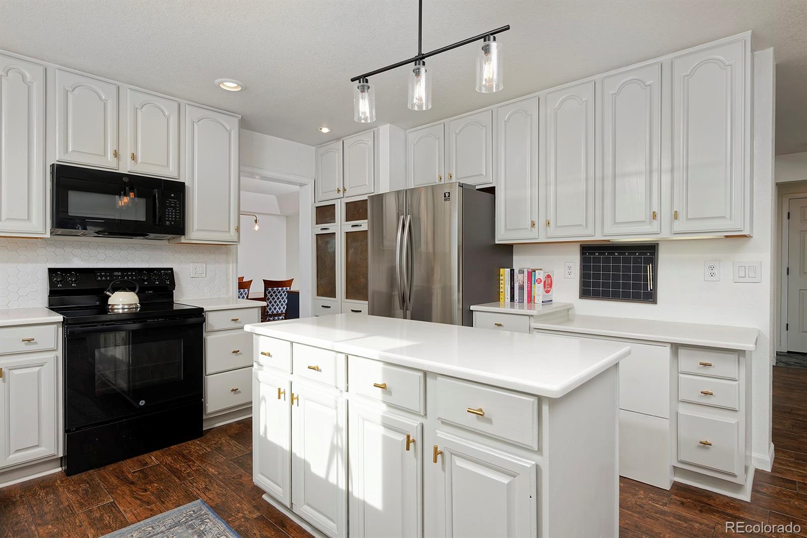 MLS Image #18 for 810  trail ridge drive,louisville, Colorado