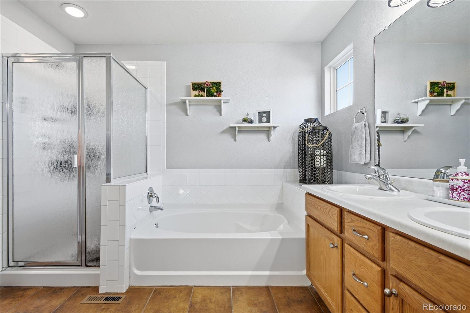 MLS Image #26 for 7610 s shawnee street,aurora, Colorado