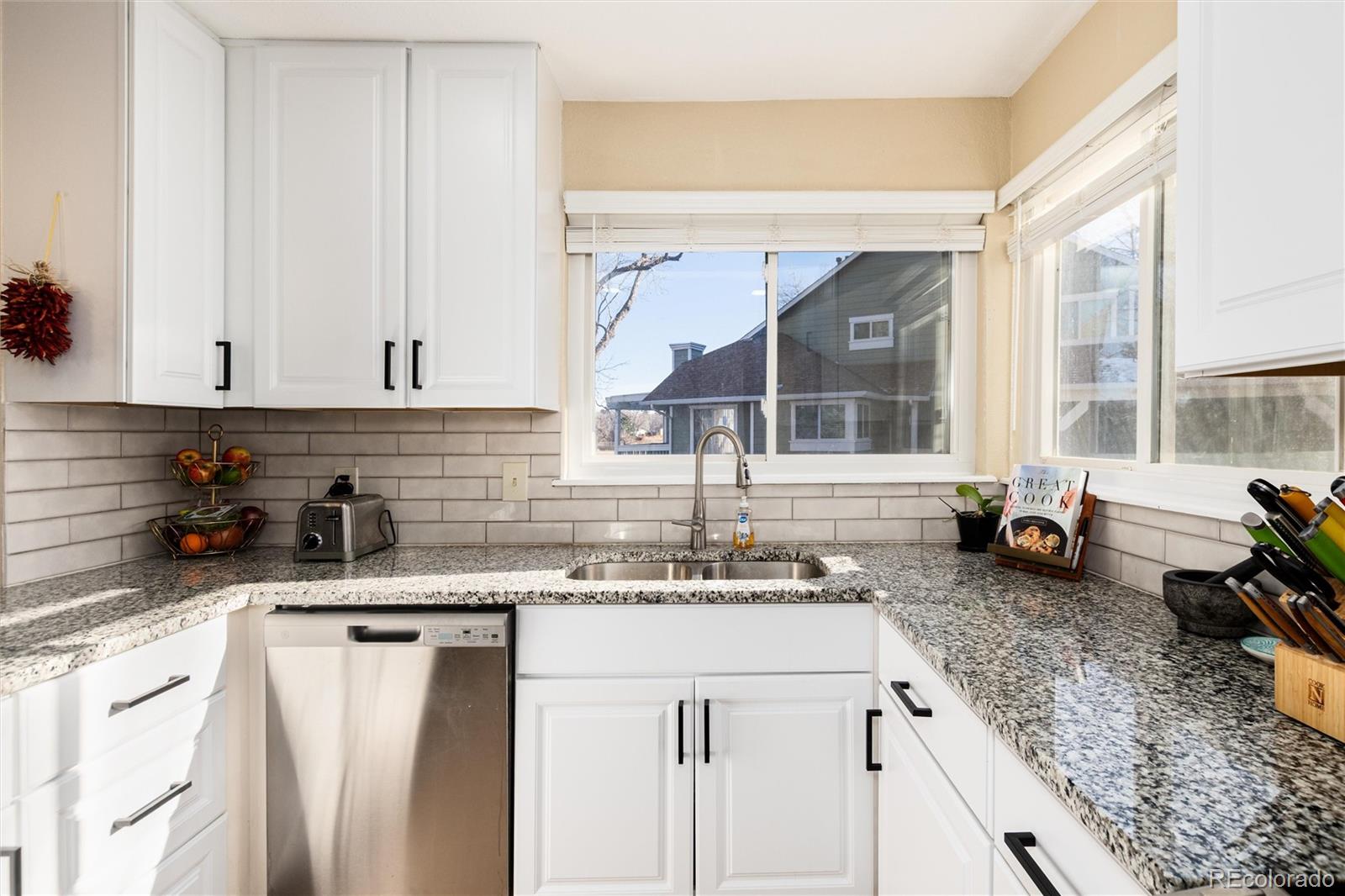 MLS Image #19 for 4010 s rifle way ,aurora, Colorado