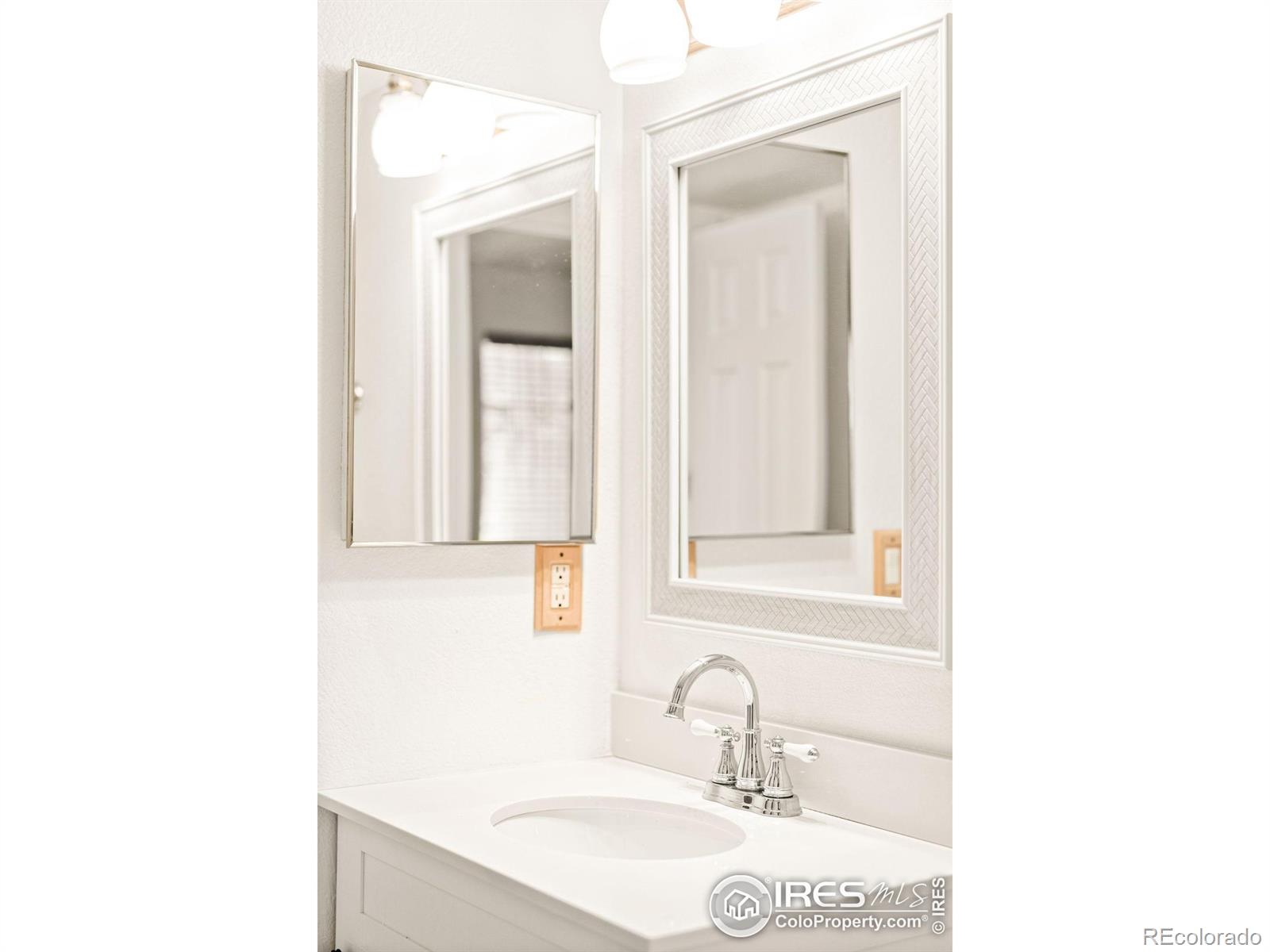 MLS Image #24 for 4819  white rock circle,boulder, Colorado