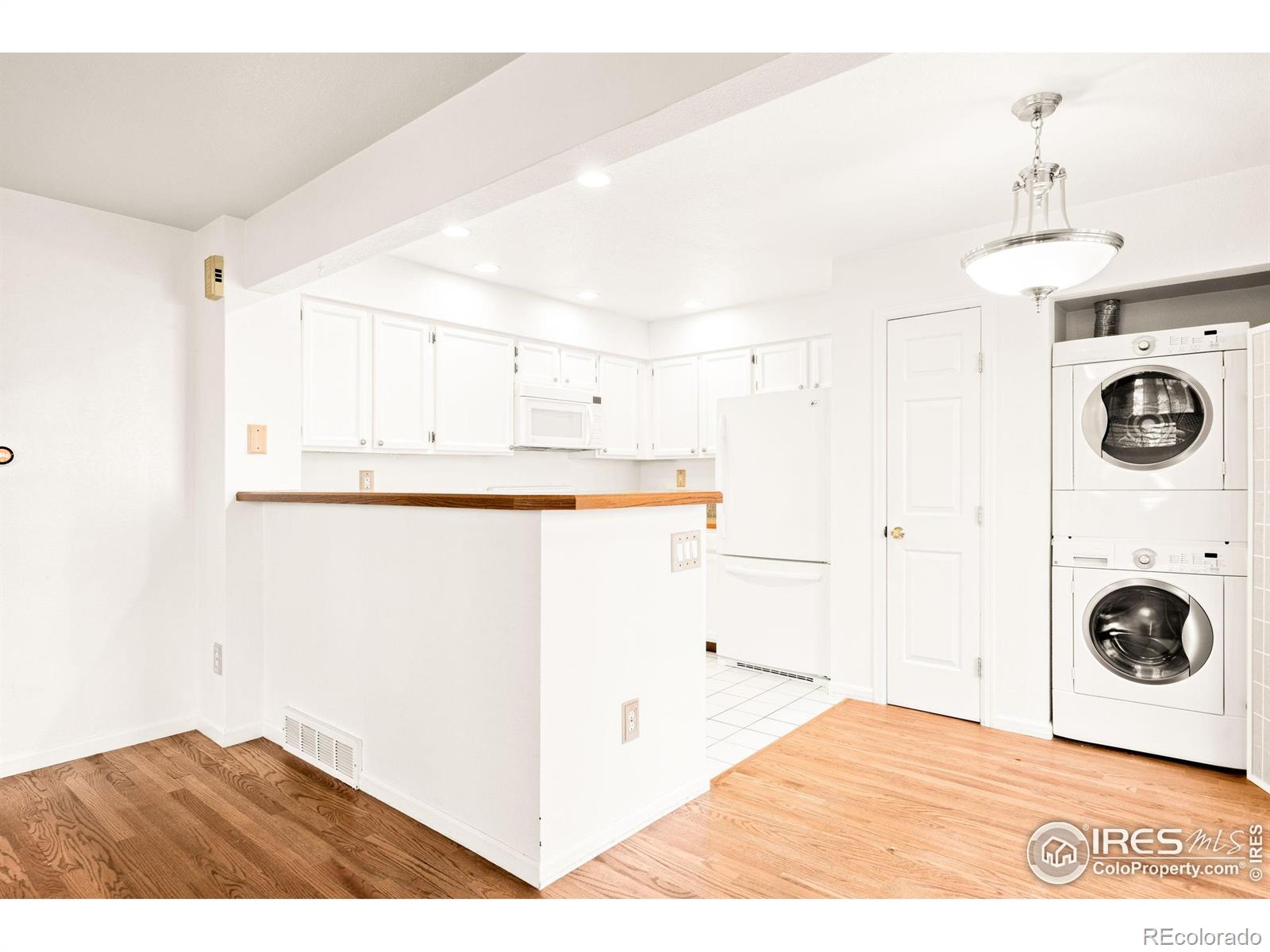 MLS Image #7 for 4819  white rock circle,boulder, Colorado