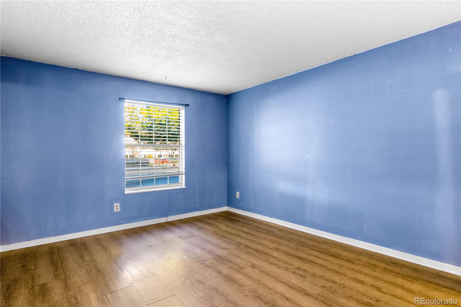 MLS Image #12 for 3344 s ammons street,lakewood, Colorado