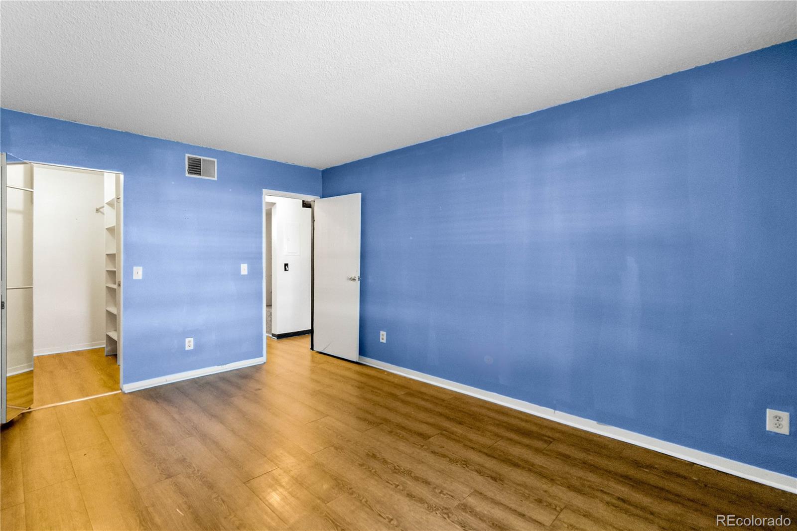 MLS Image #13 for 3344 s ammons street,lakewood, Colorado