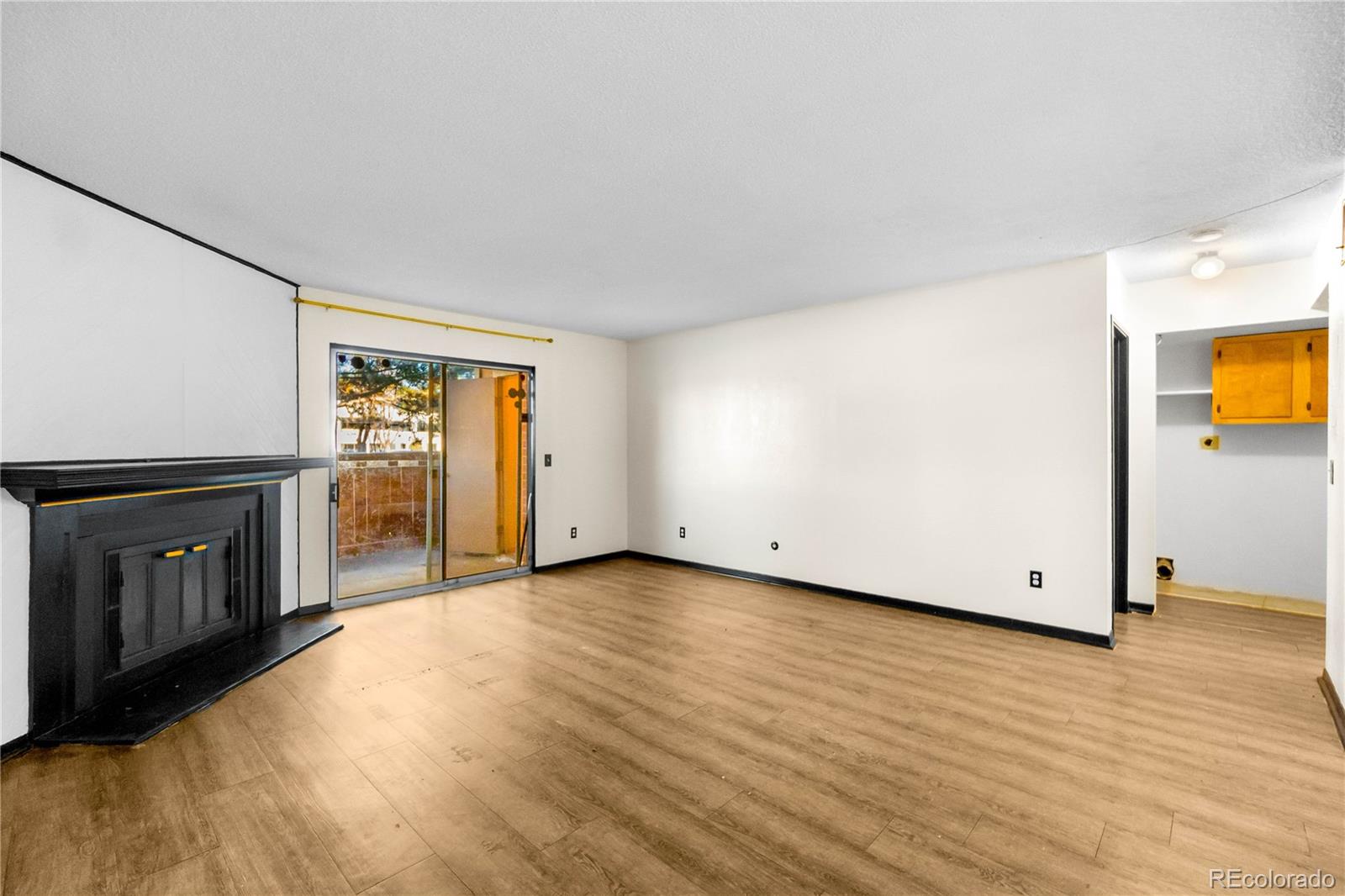 MLS Image #3 for 3344 s ammons street,lakewood, Colorado
