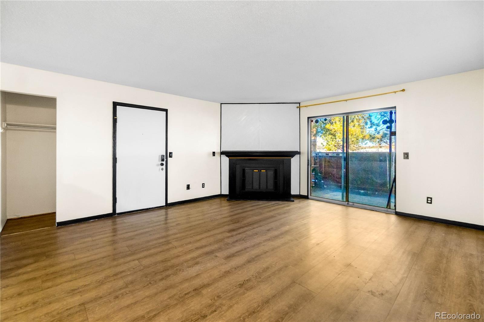 MLS Image #4 for 3344 s ammons street,lakewood, Colorado