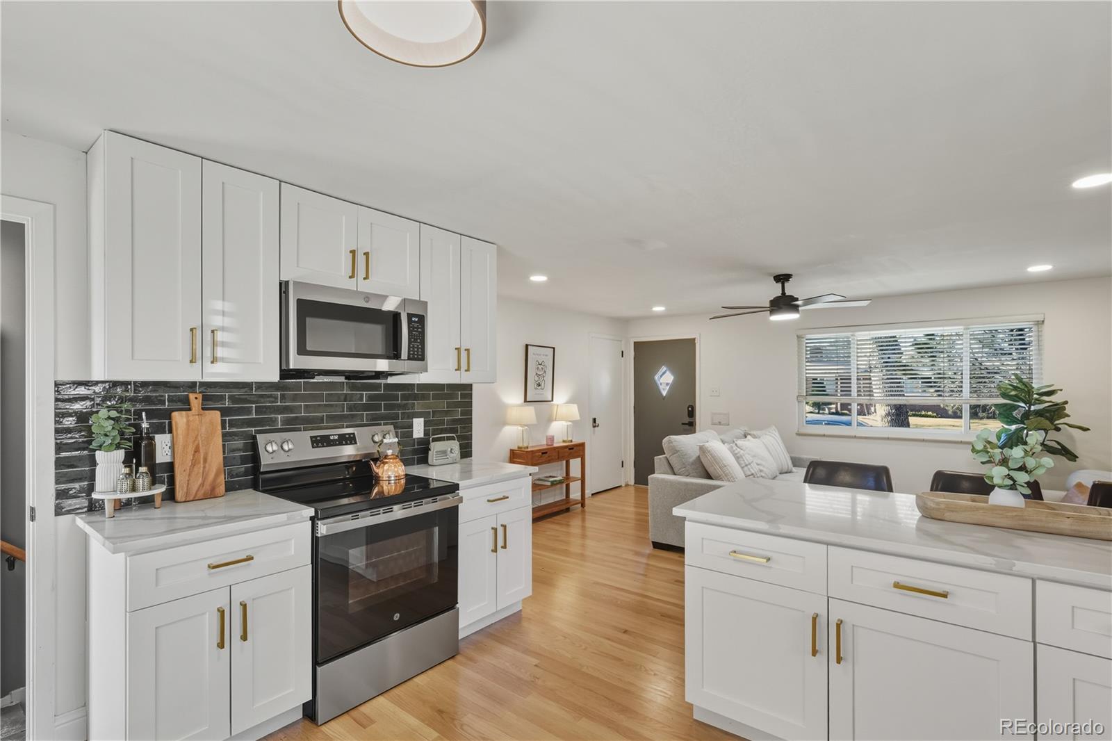MLS Image #4 for 5126  hoyt street,arvada, Colorado