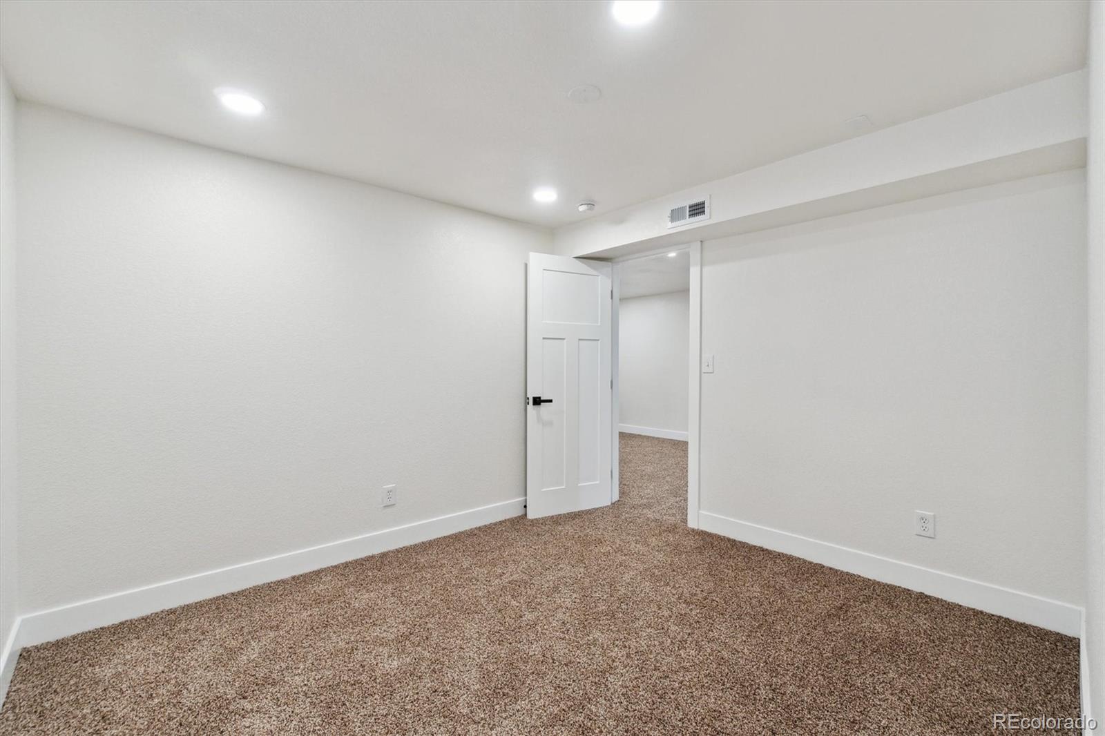 MLS Image #24 for 2840  cottonwood drive,denver, Colorado