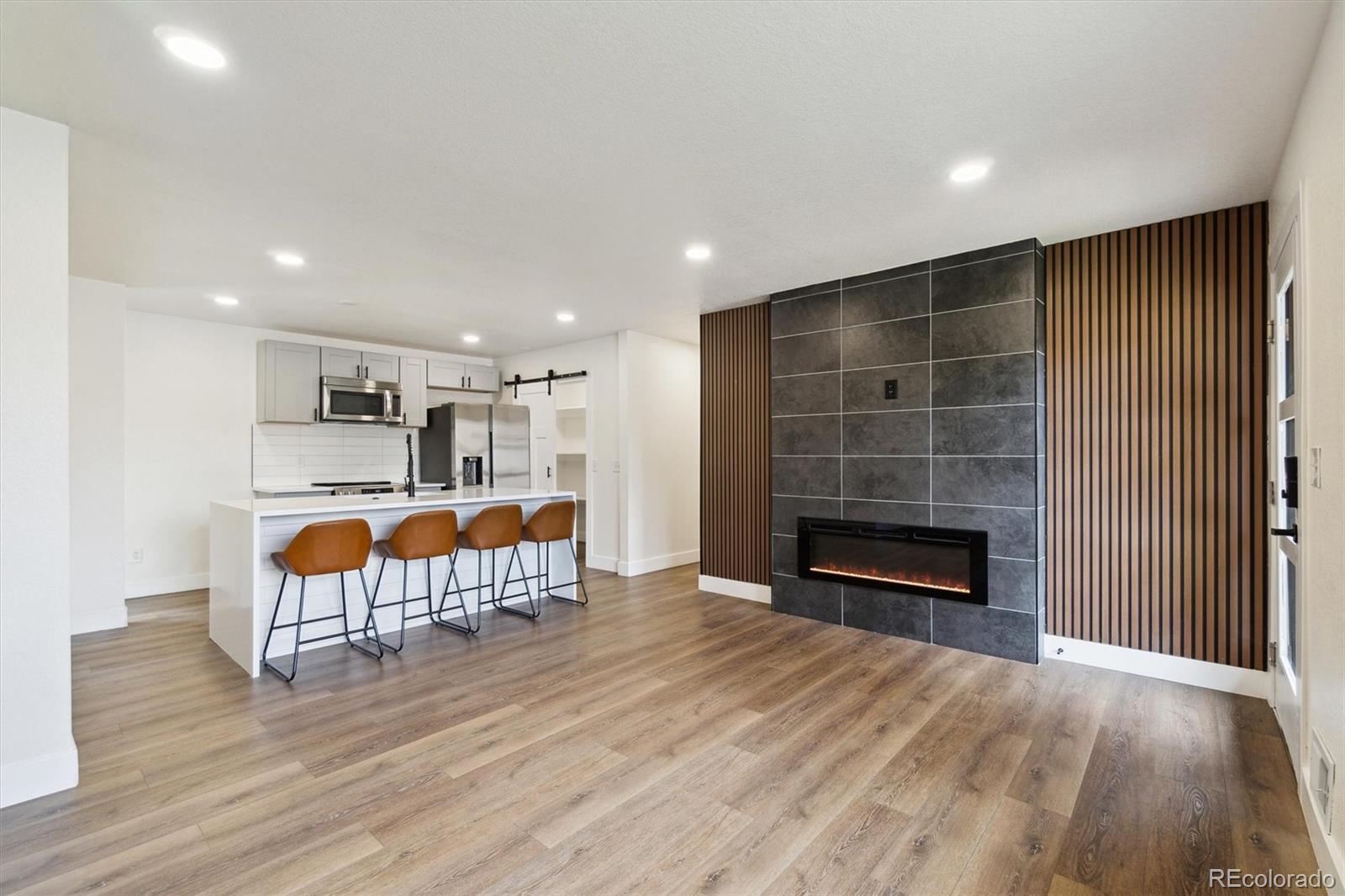 MLS Image #6 for 2840  cottonwood drive,denver, Colorado