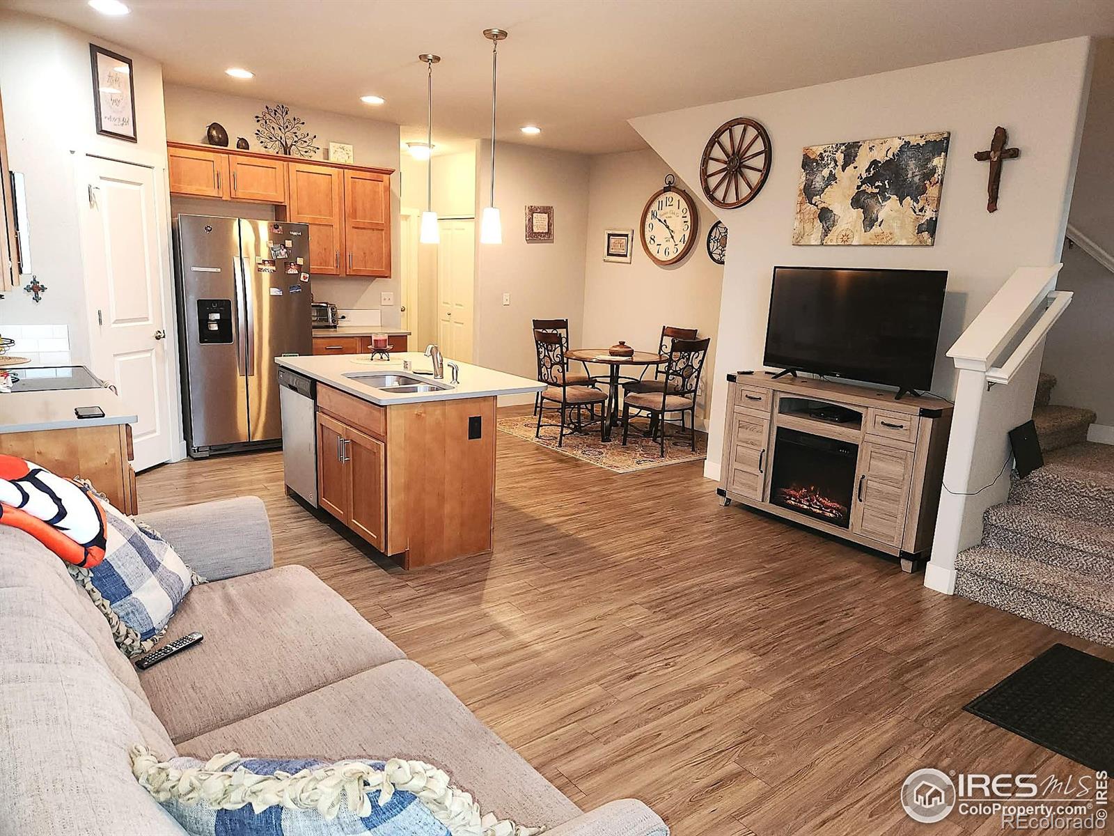 MLS Image #6 for 6340  orchard park drive,greeley, Colorado